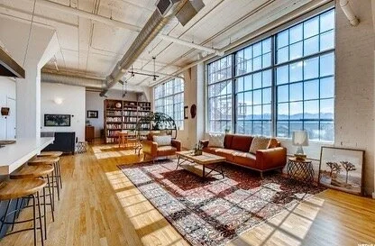Coffee just about came out through my nose coming across this listing. Look how gorgeous those windows are! Give me all the natural light! Great local places surround this historic building. Grab a brew at Squatters next door. With how convenient it 