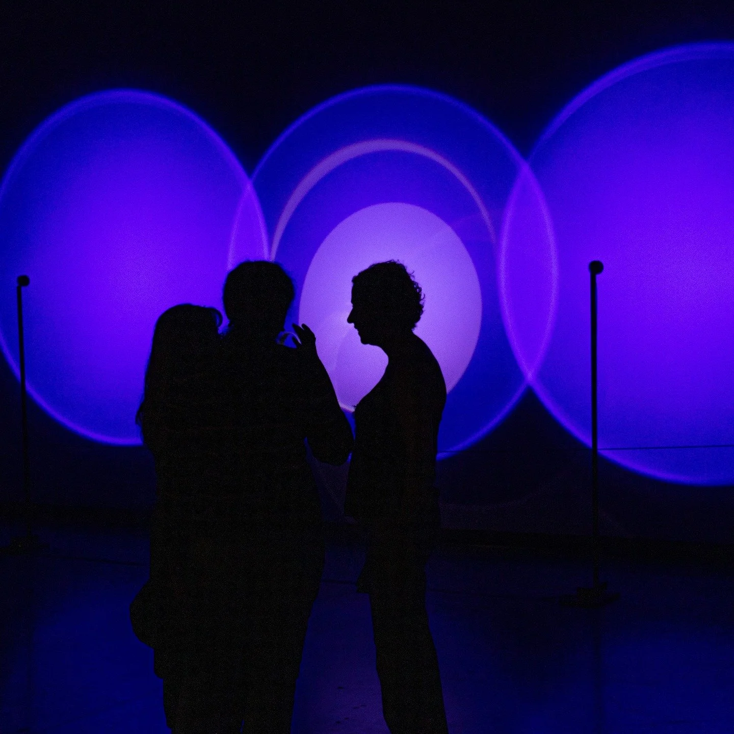 Constantly Traveling Towards the Sun by Massimiliano Moro is a kinetic sculpture that focuses on an infinite loop around a circle of light, a timeless journey with no beginning or end. Explore the delicate dance of light, shadows, and reflections tha