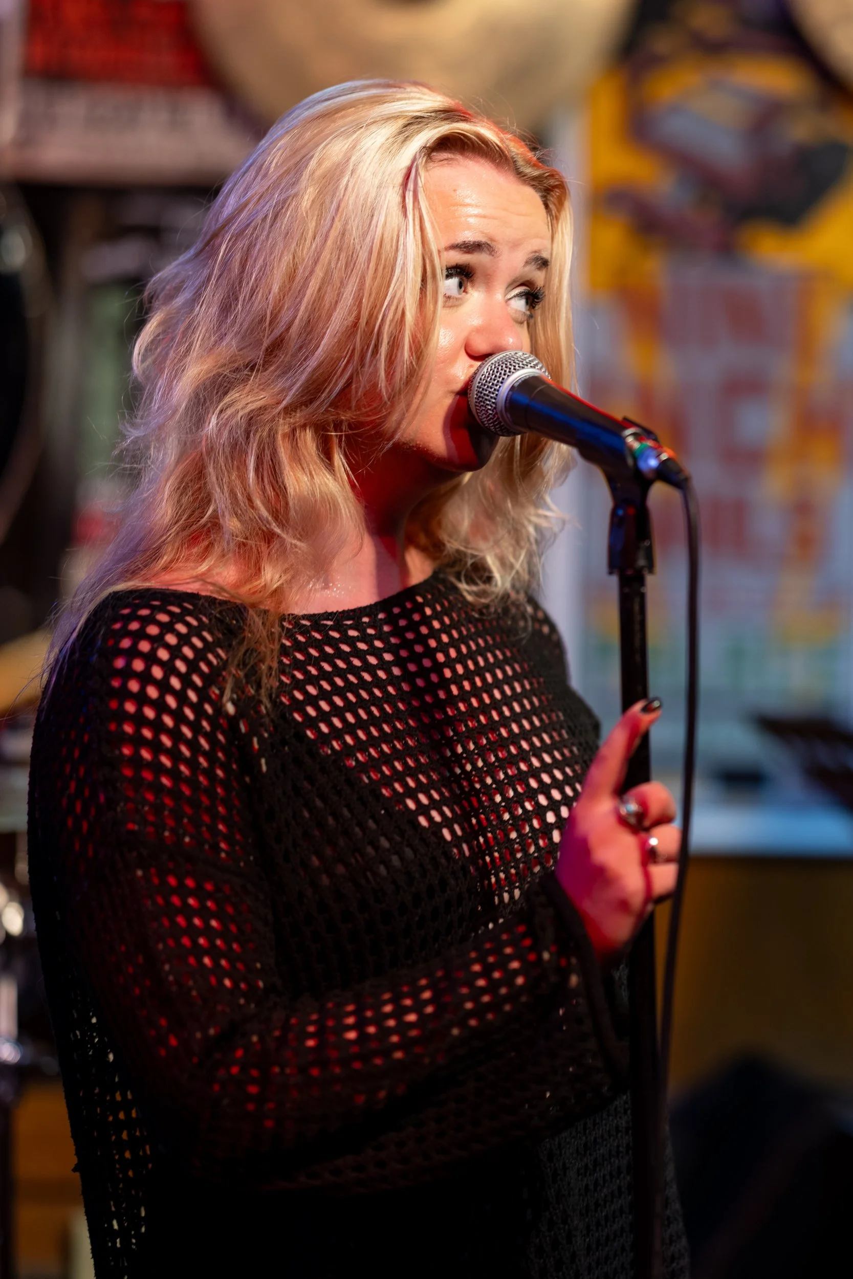 Linn Holmes - 2026.06.22 - Maui Sugar Mill Saloon - 011 [Squarespace].jpg