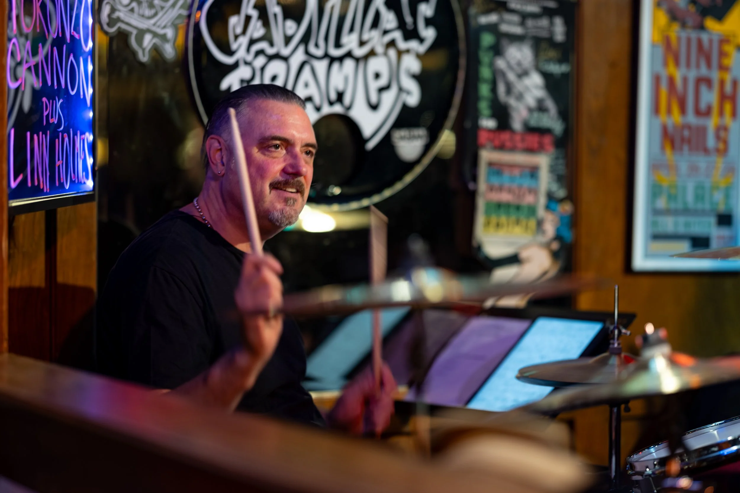 Linn Holmes - 2026.06.22 - Maui Sugar Mill Saloon - 019 [Squarespace].jpg