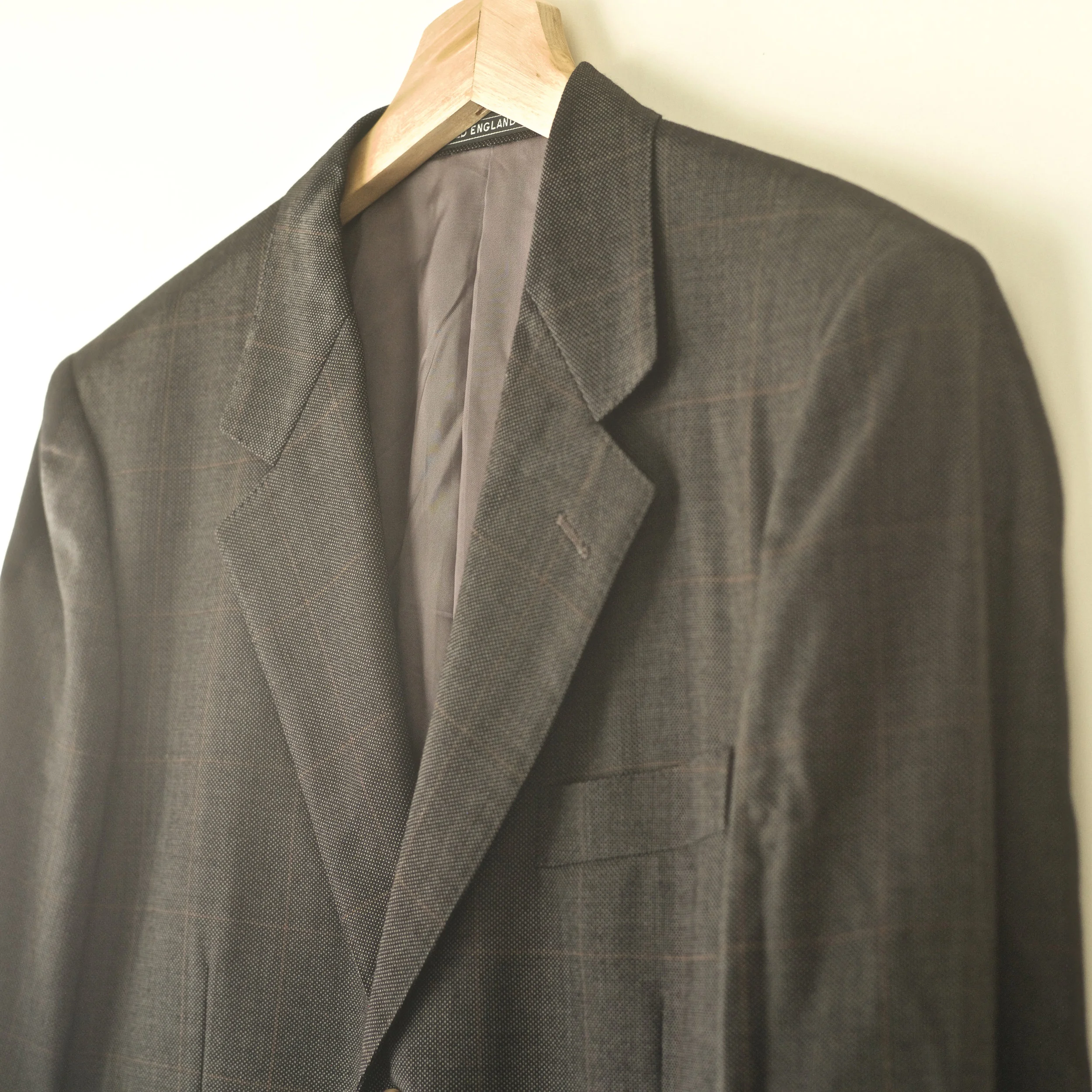 Old England Paris Nailhead Suit