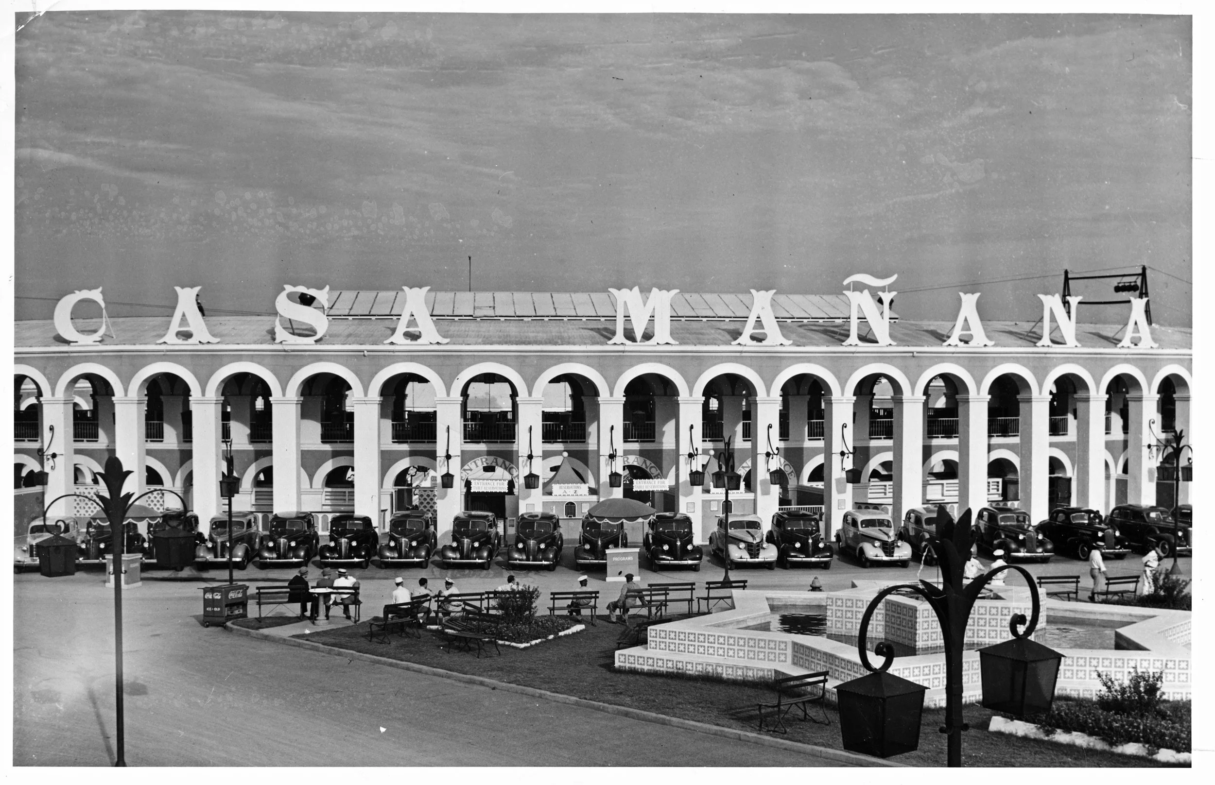 casa manana exterior   10002235.jpg