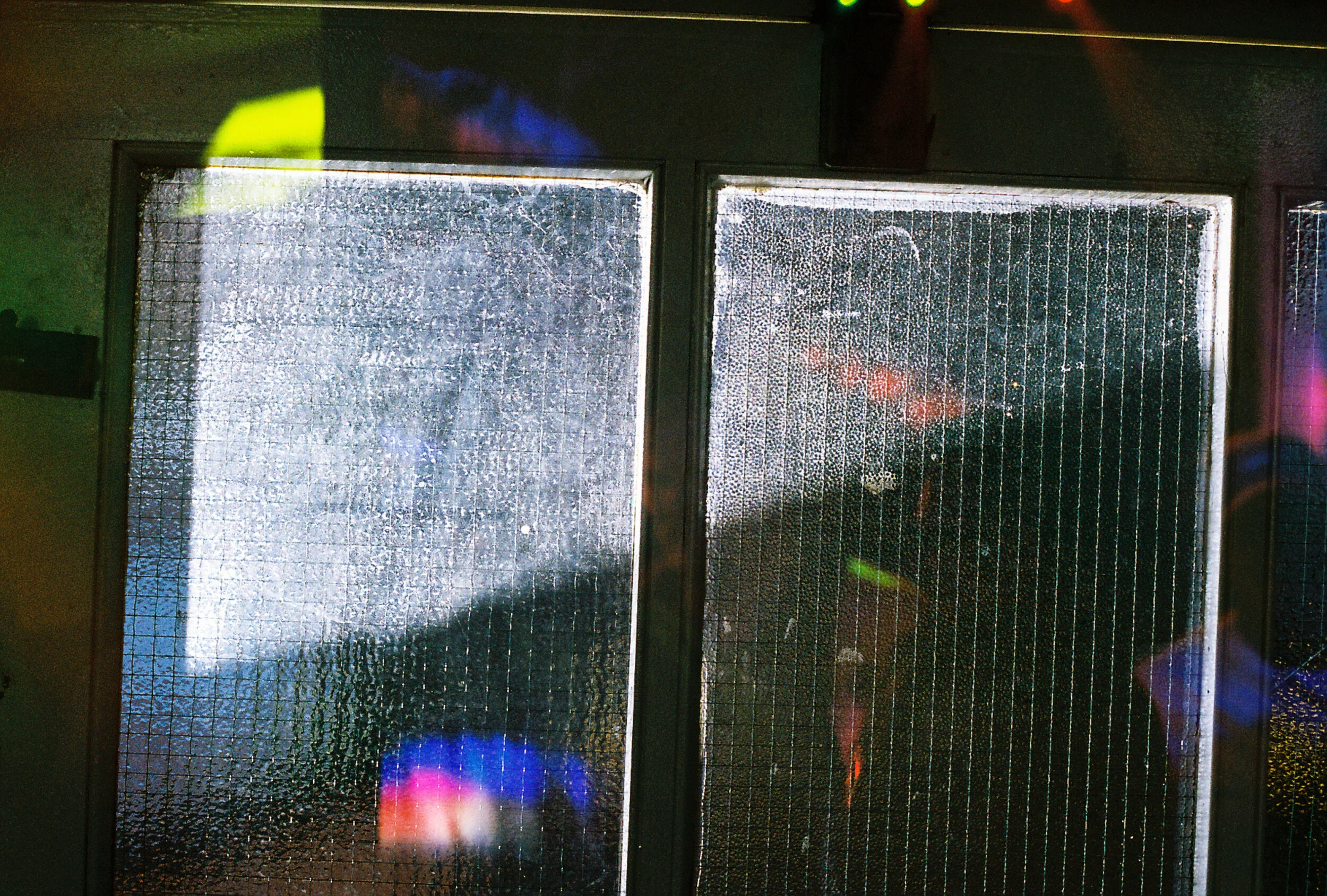 R1-04147-0015_dusted.JPG