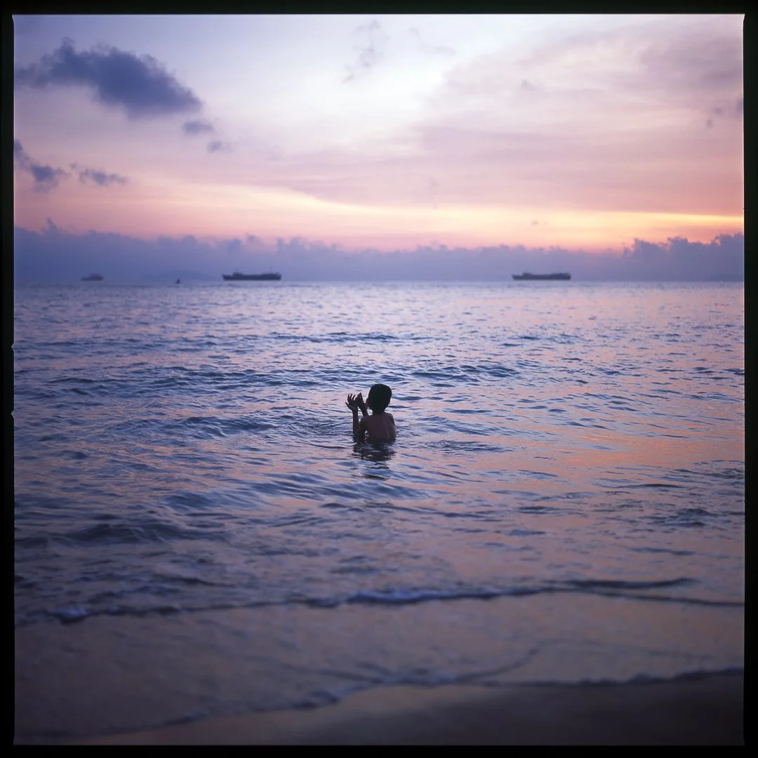 (WEB)-05.21.Sanya-Anniversary-Trip.Provia100f.2.jpg
