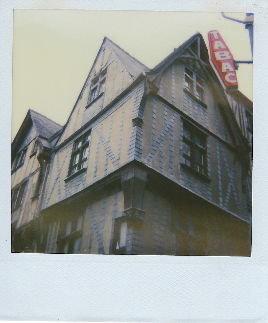 scan02.jpg