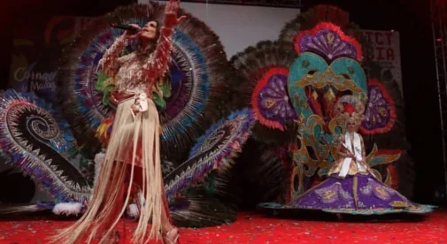 NURIA FERGÓ ESTRENA SU CANCIÓN PARA EL CARNAVAL DE MÁLAGA