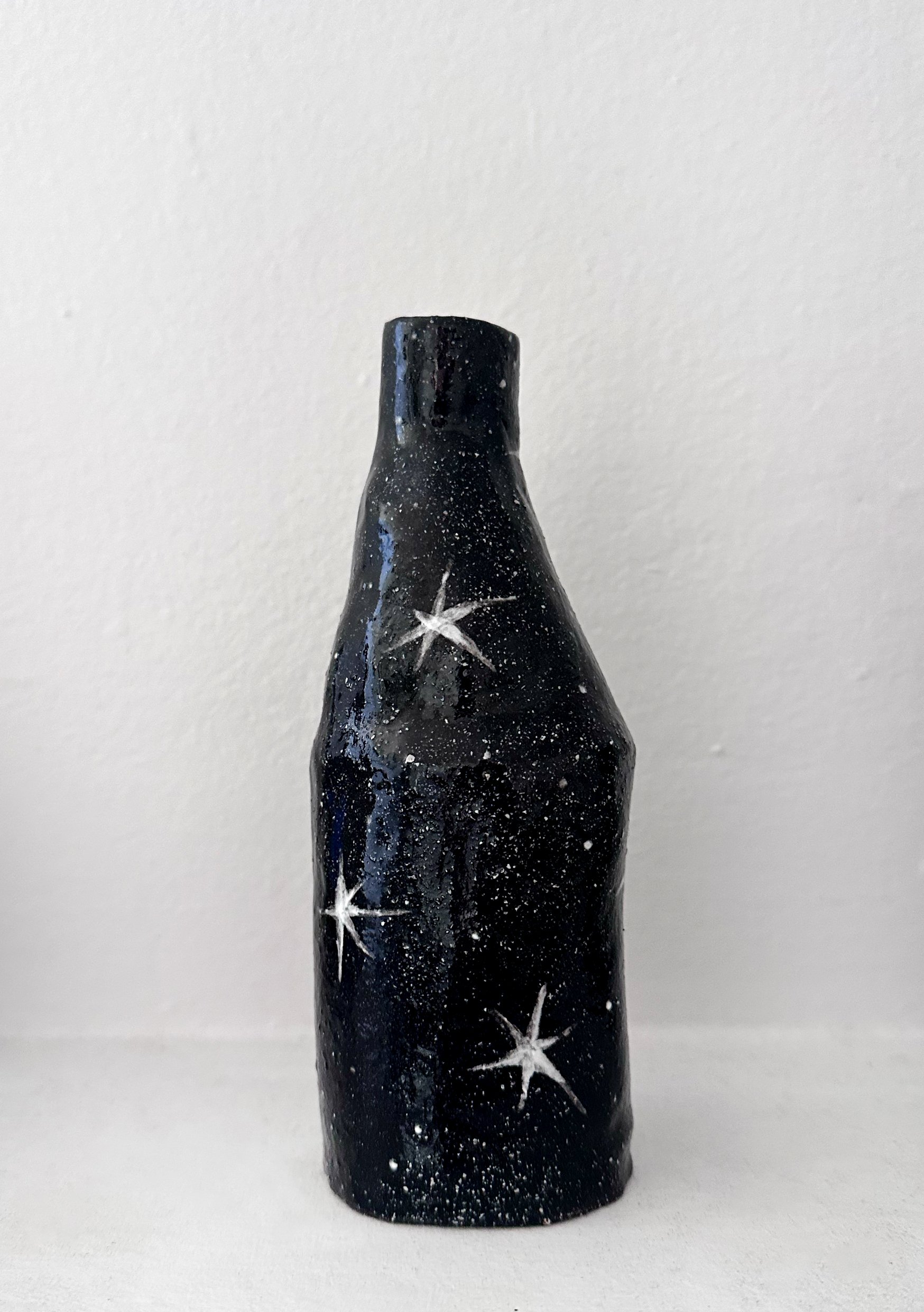 Starry_Vase_1_MiriamMontgomery copy.jpg
