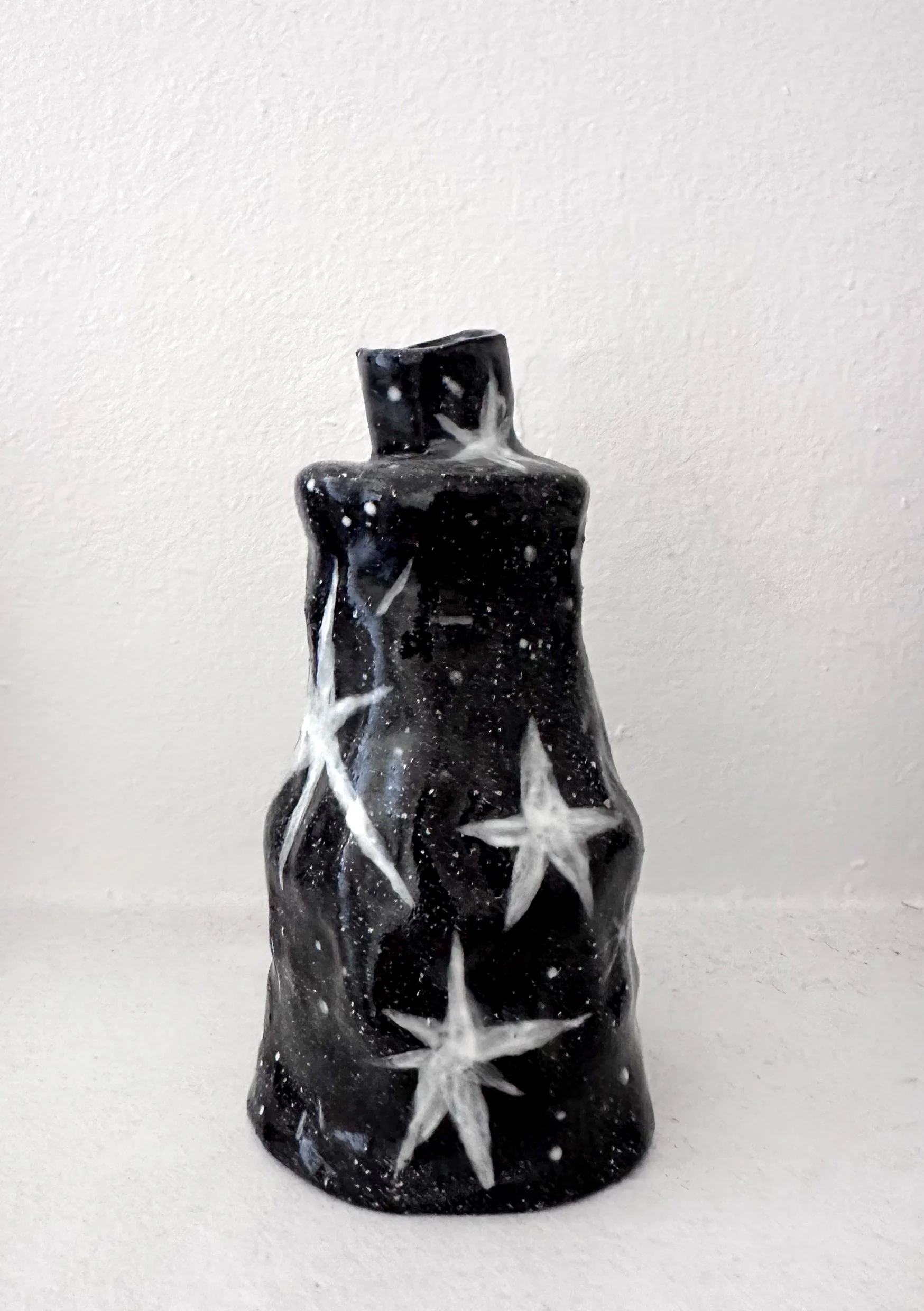 Starry_Vase_2_MiriamMontgomery copy.jpg