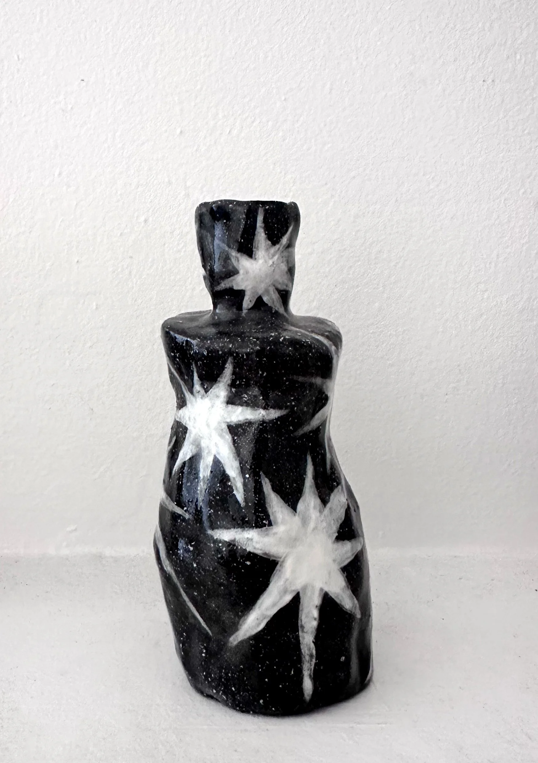 Starry_Vase_5_MiriamMontgomery copy.jpg