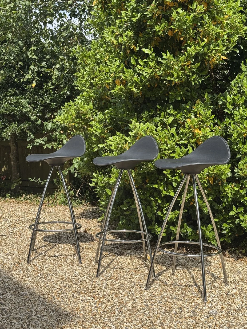 01-onda-bar-stools-2.jpg