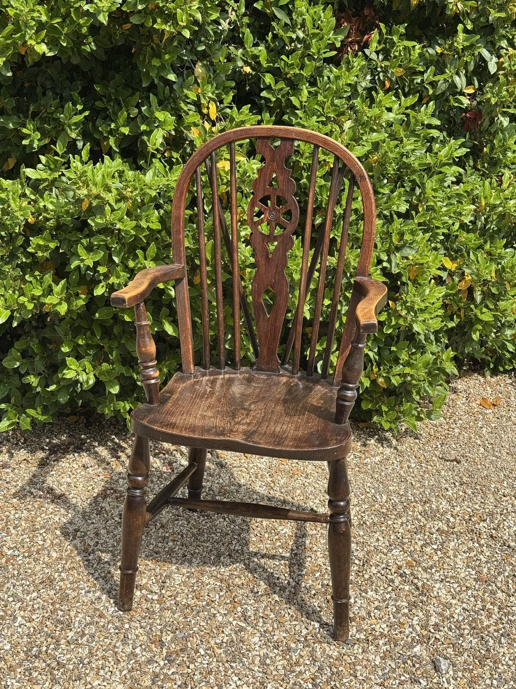 08-windsor-chairs-set6-6.jpg