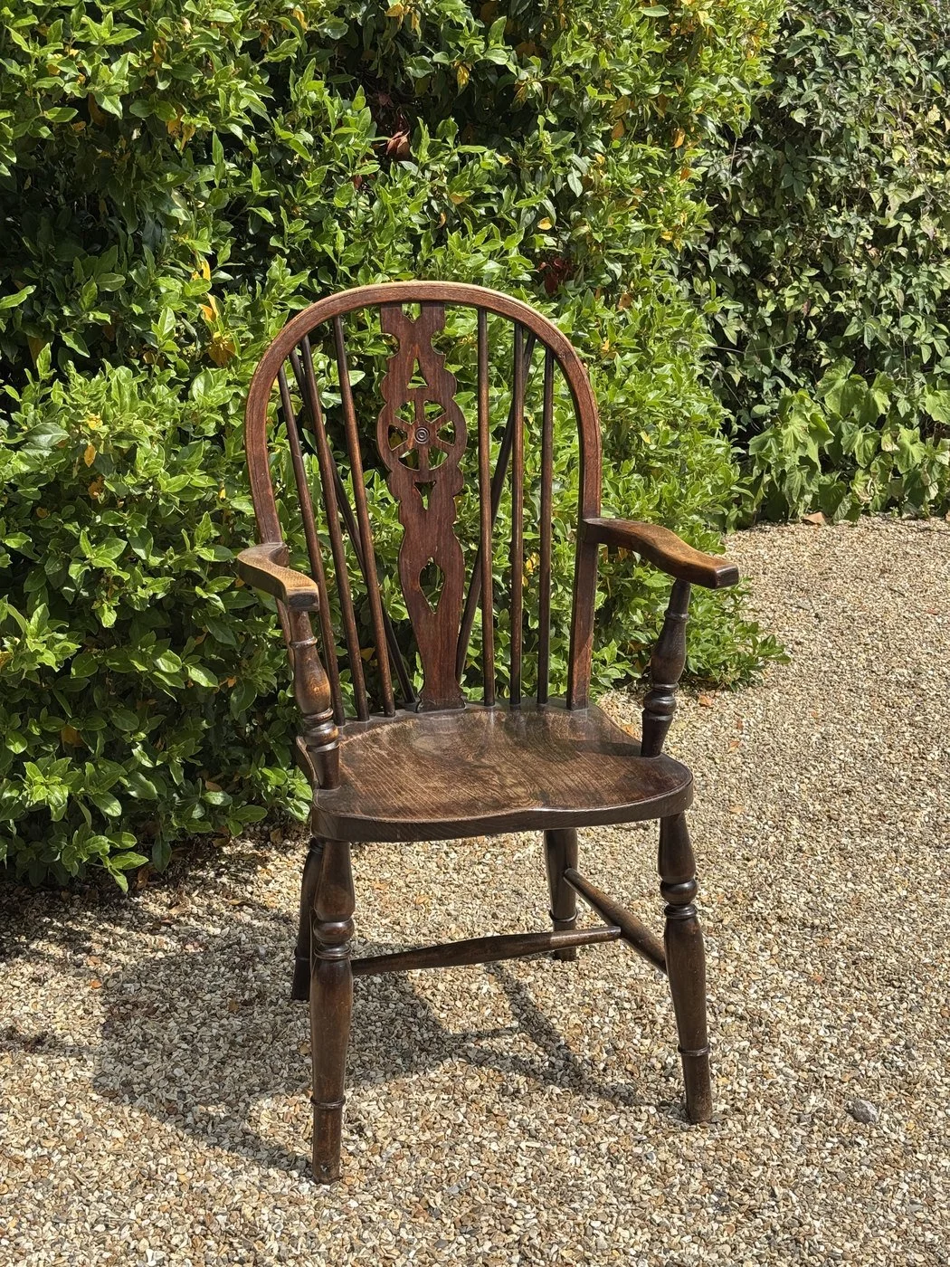 08-windsor-chairs-set6-5.jpg