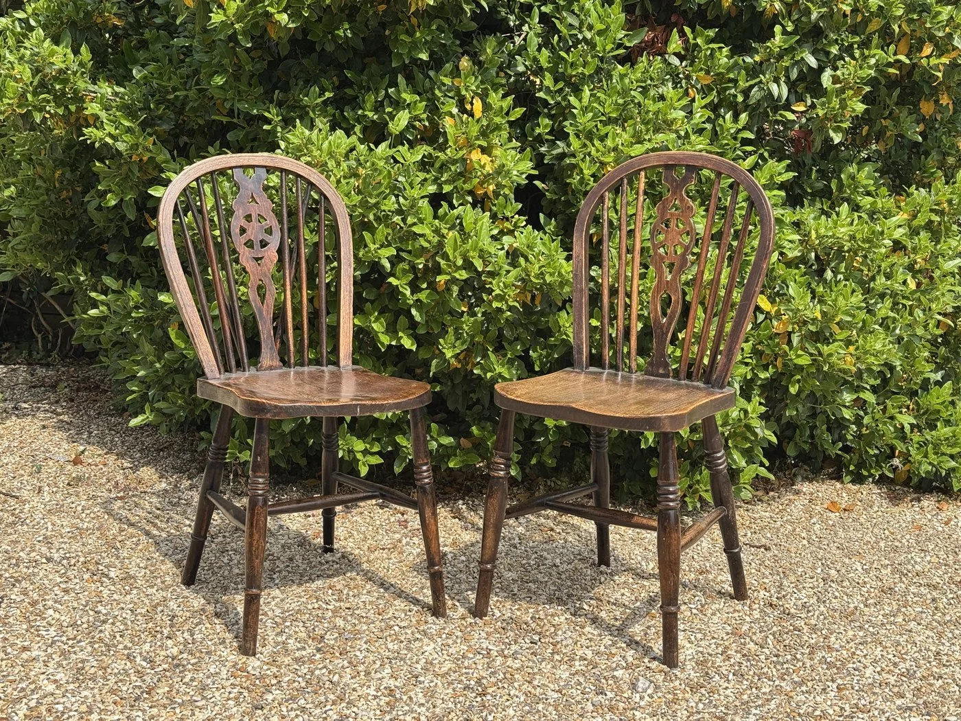 08-windsor-chairs-set6-3.jpg