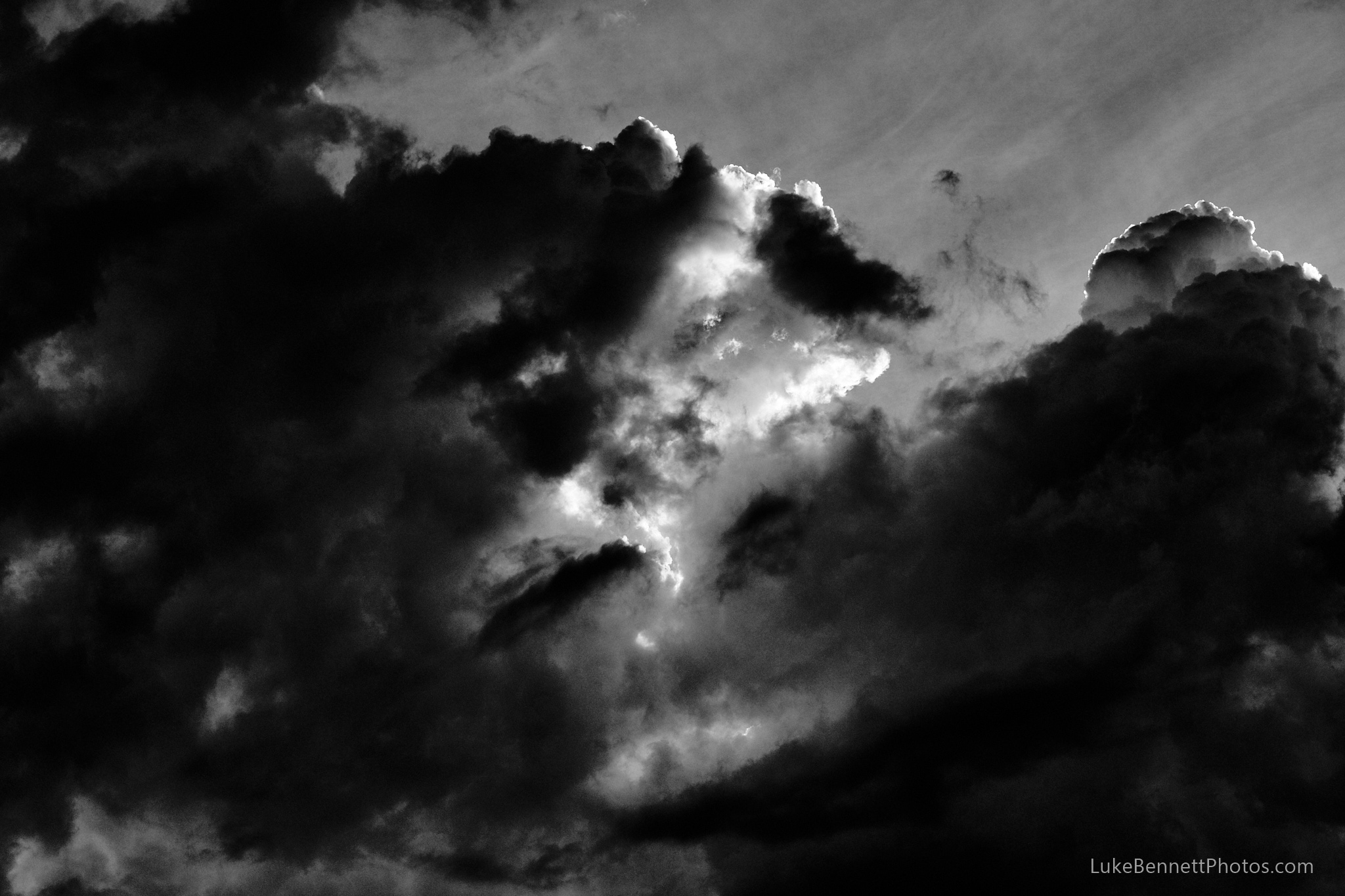 A Black and White Cloud Study