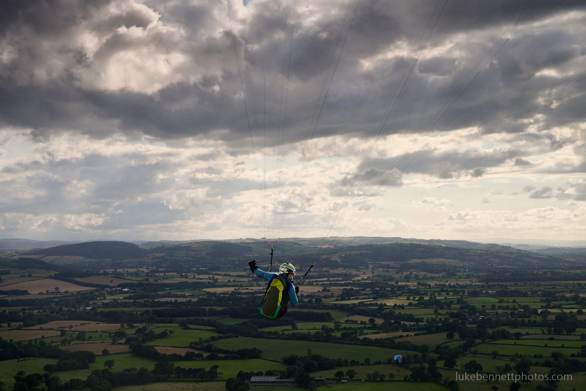 2024-07-26 18.05.36 2.jpg