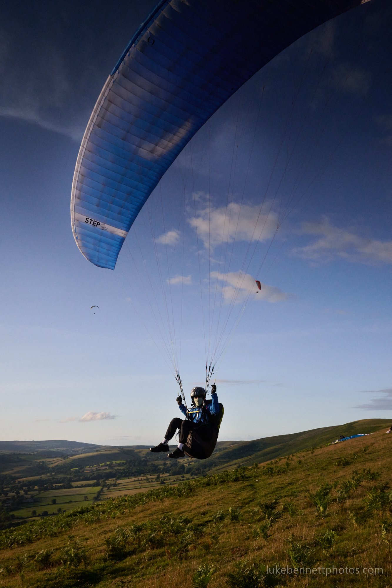 2024-07-26 19.52.10 3.jpg