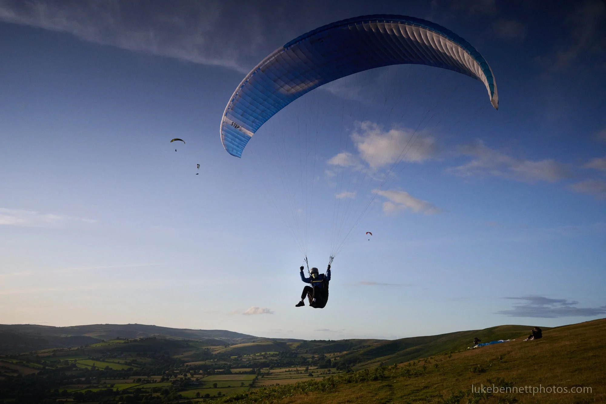 2024-07-26 19.52.33 1.jpg