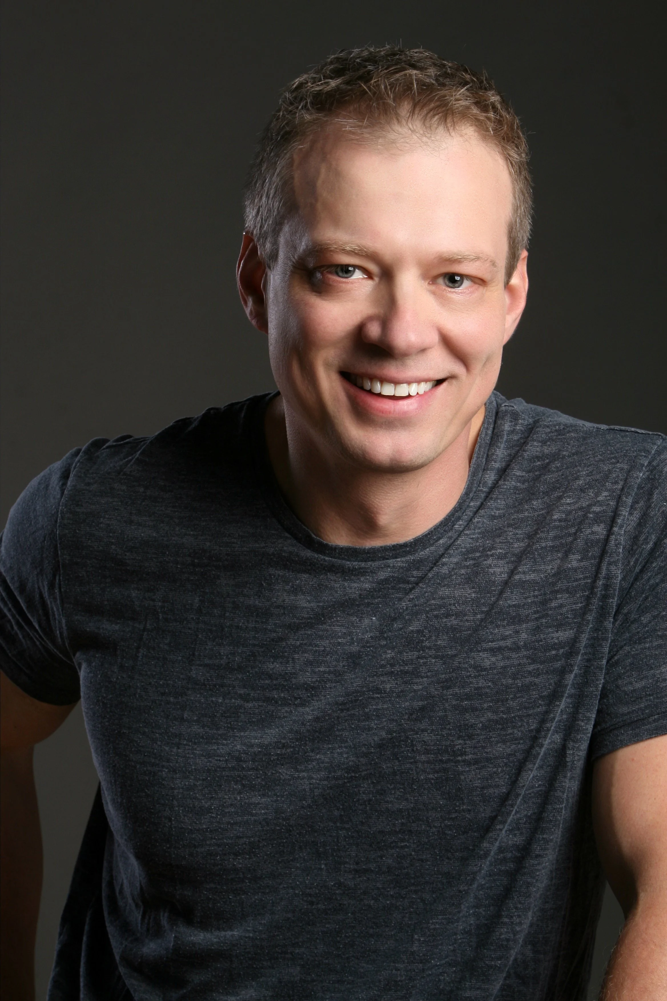 Sasha Piltsin Russian dialect and accent coach for film and television working with actors on set