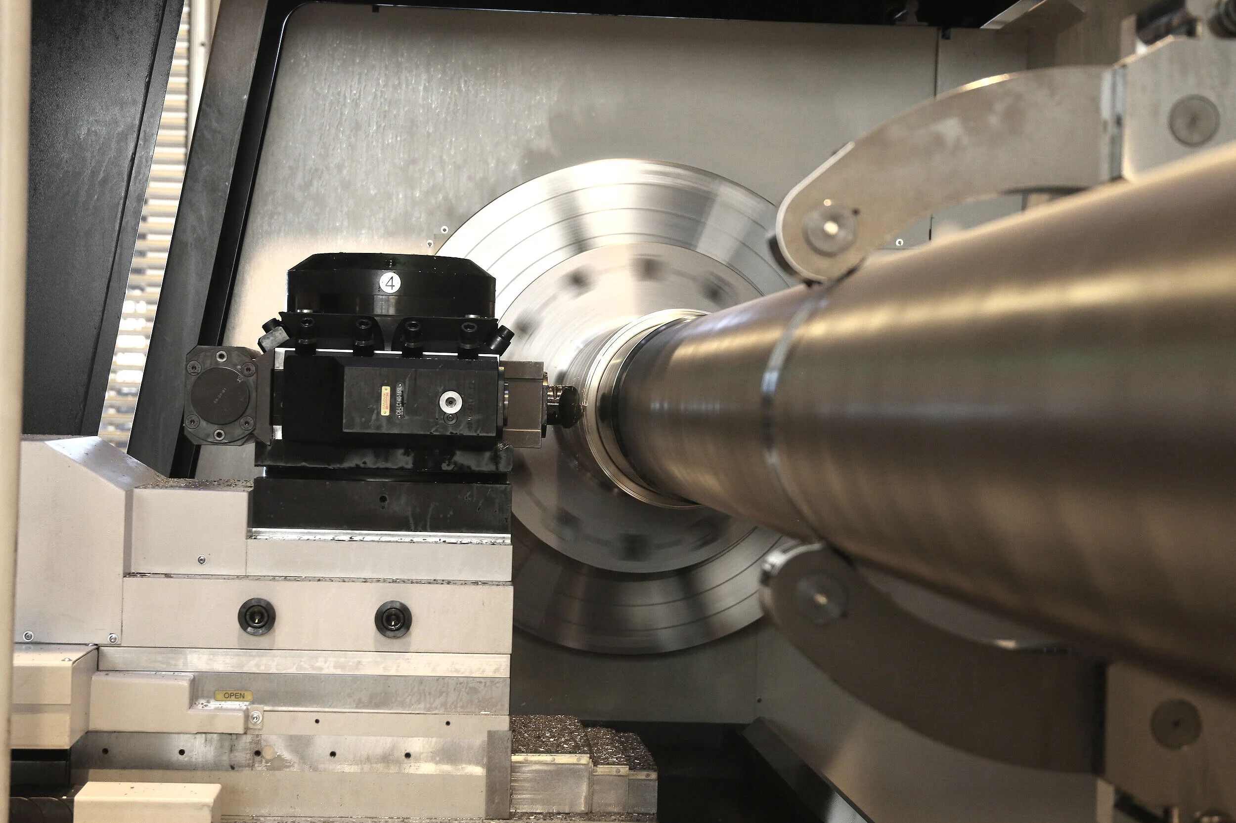 Investerer i CNC-styrt dreiebenk for fremtidig produktutvikling
