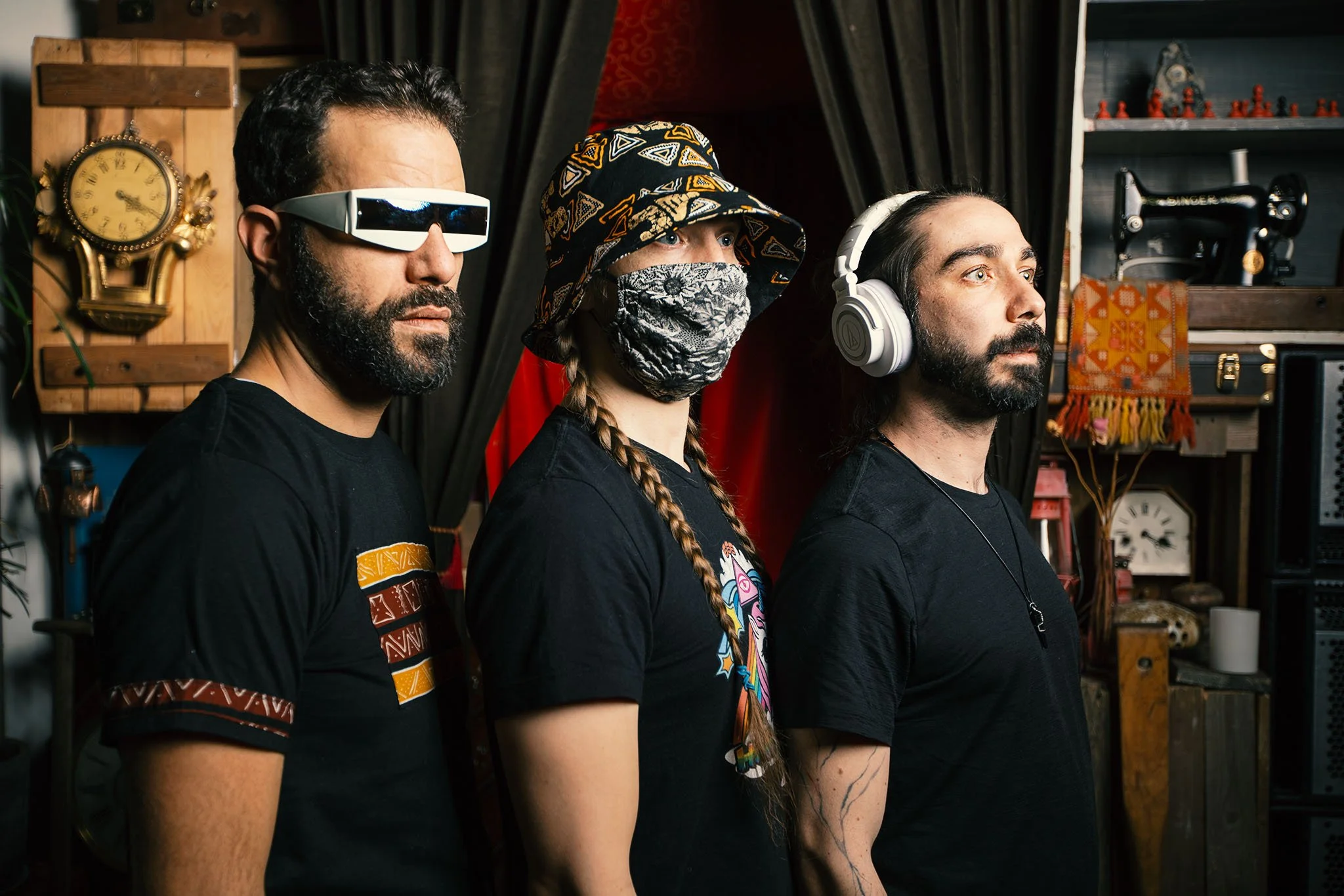 _P4A4406 Mondo Village press_Group_03.jpg