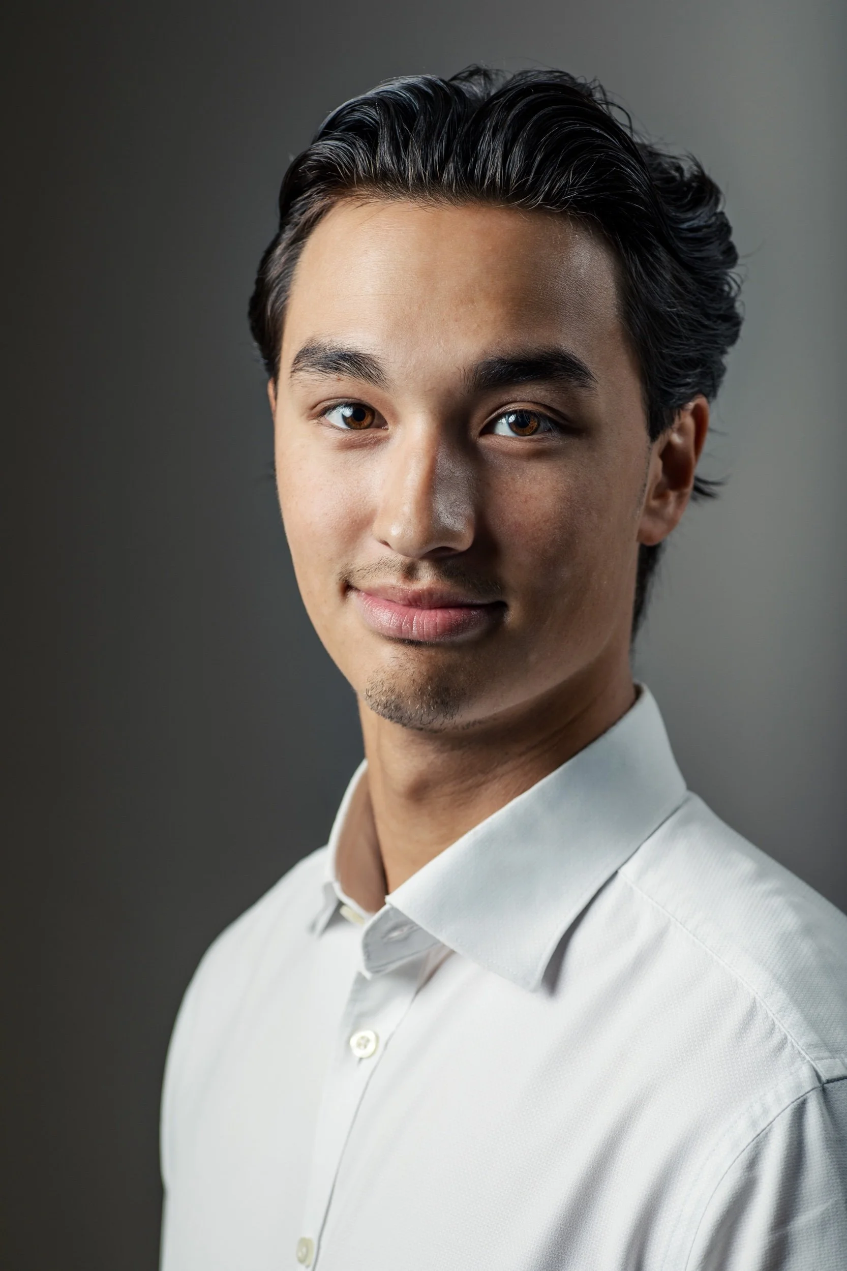 _P4A5111 Onefin headshot 06.jpeg