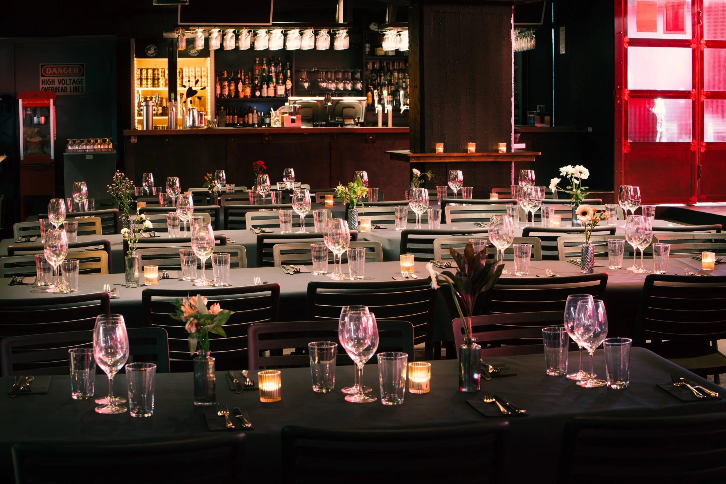 Debaser Nova - Sittande 04.jpeg