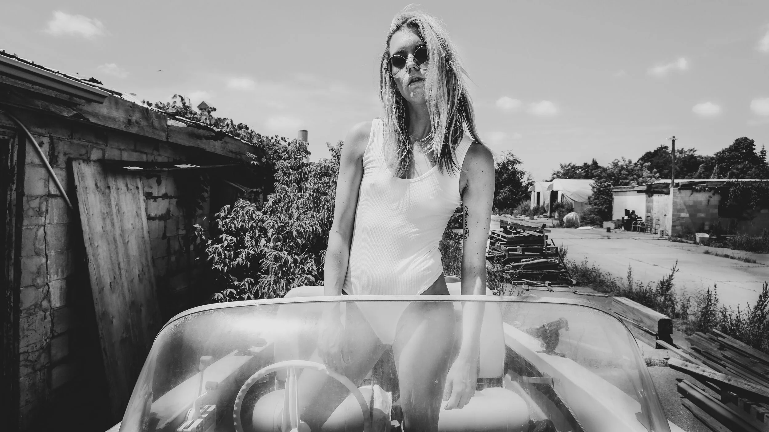 EMZ JET SKI BW LRG 2.jpg