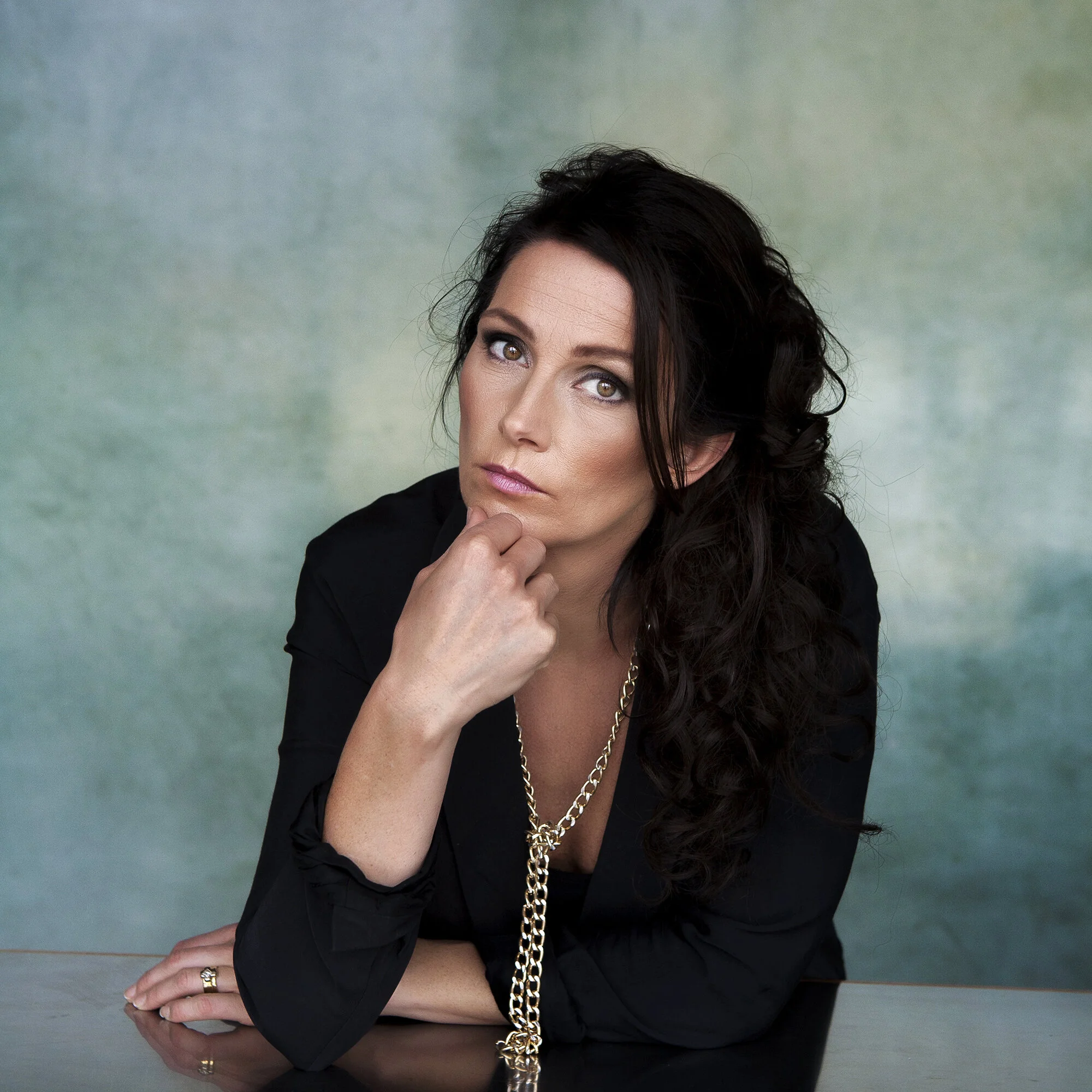 Jenny Berggren (Byline - Emelie Asplund) 2000x2000.jpg