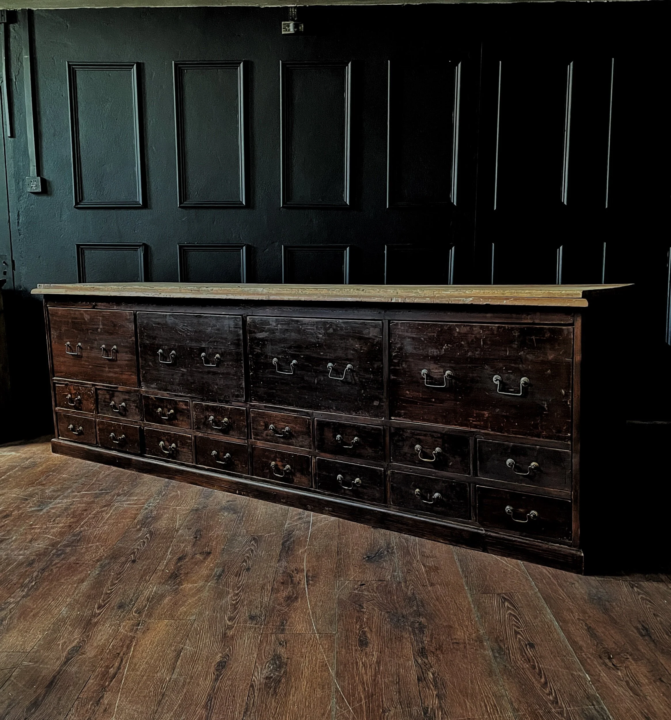 1F03532E-0ECE-489E-8785-626BE1BC4992