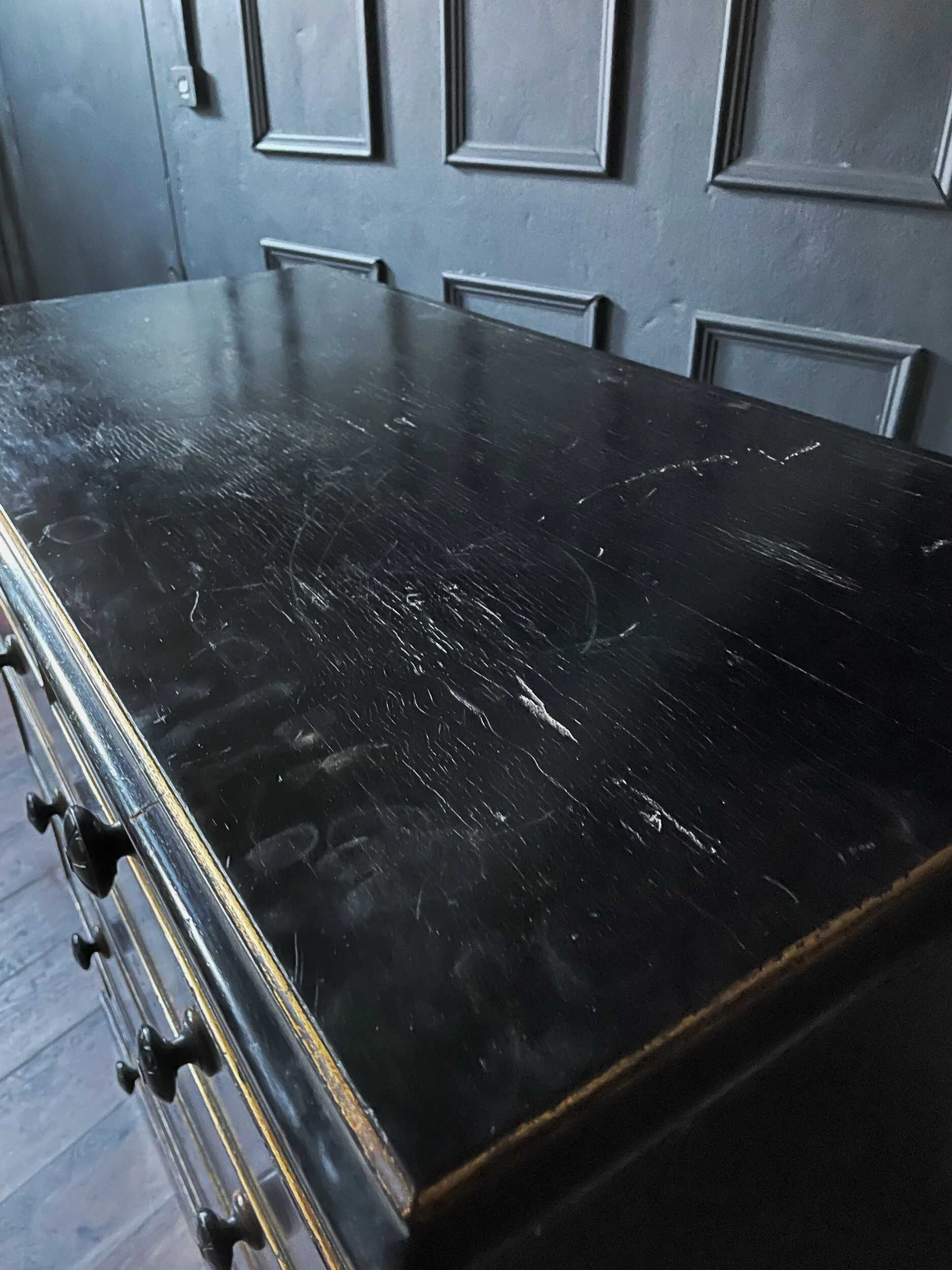 ACB53AD8-F445-48DB-B945-73A008DB33BC