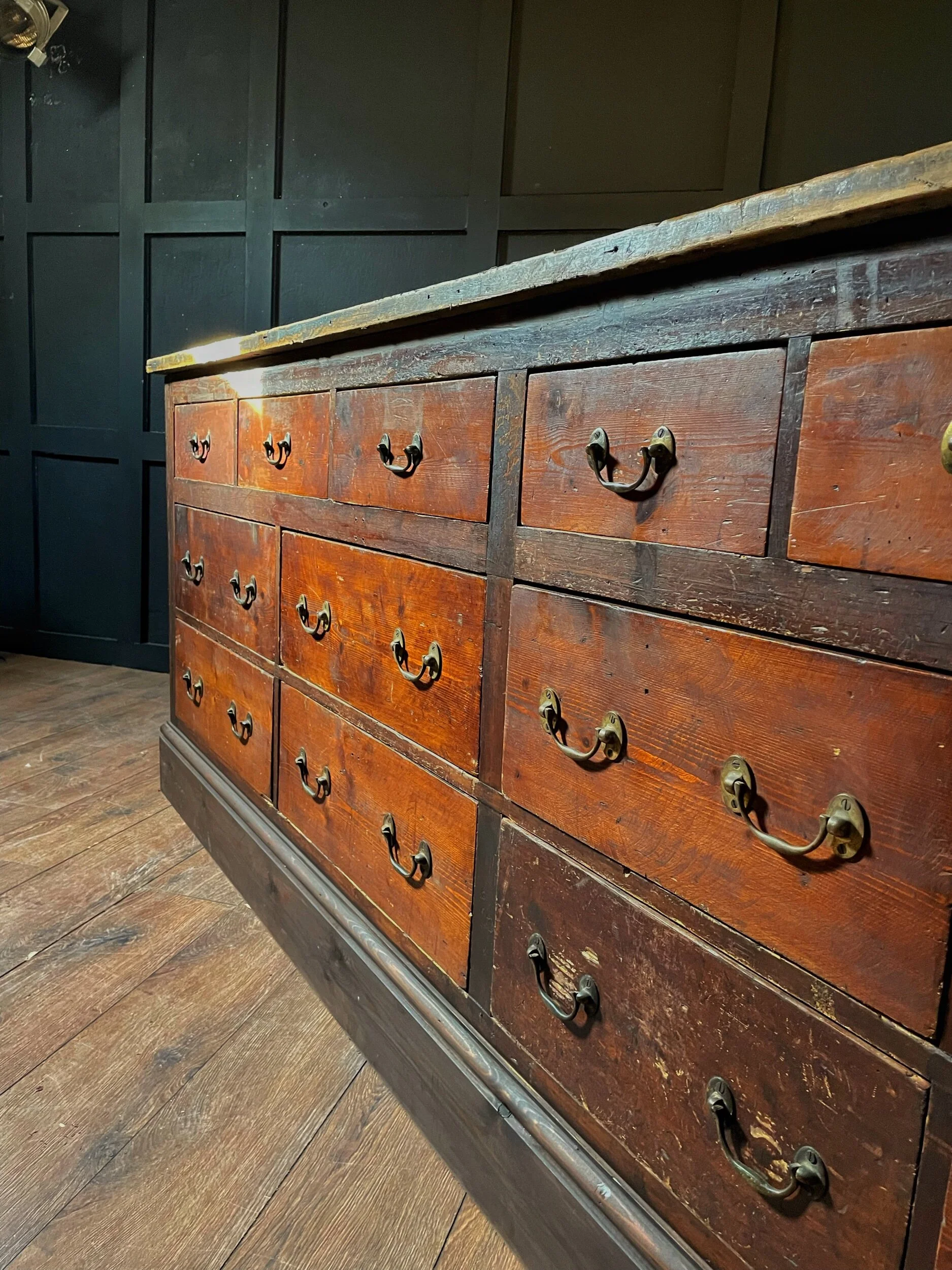 58E570B2-18CB-4D0F-B0AD-73E03BB6CA51