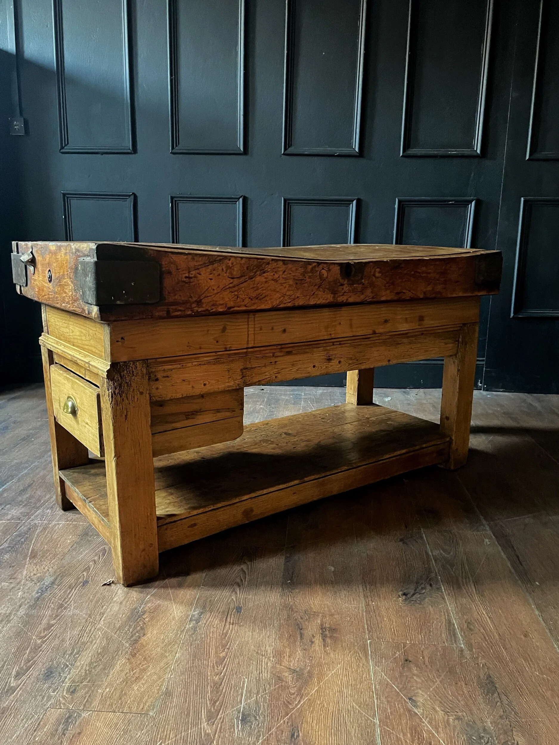 CB2FA88B-A2DE-48F0-8774-65A043BF9C56