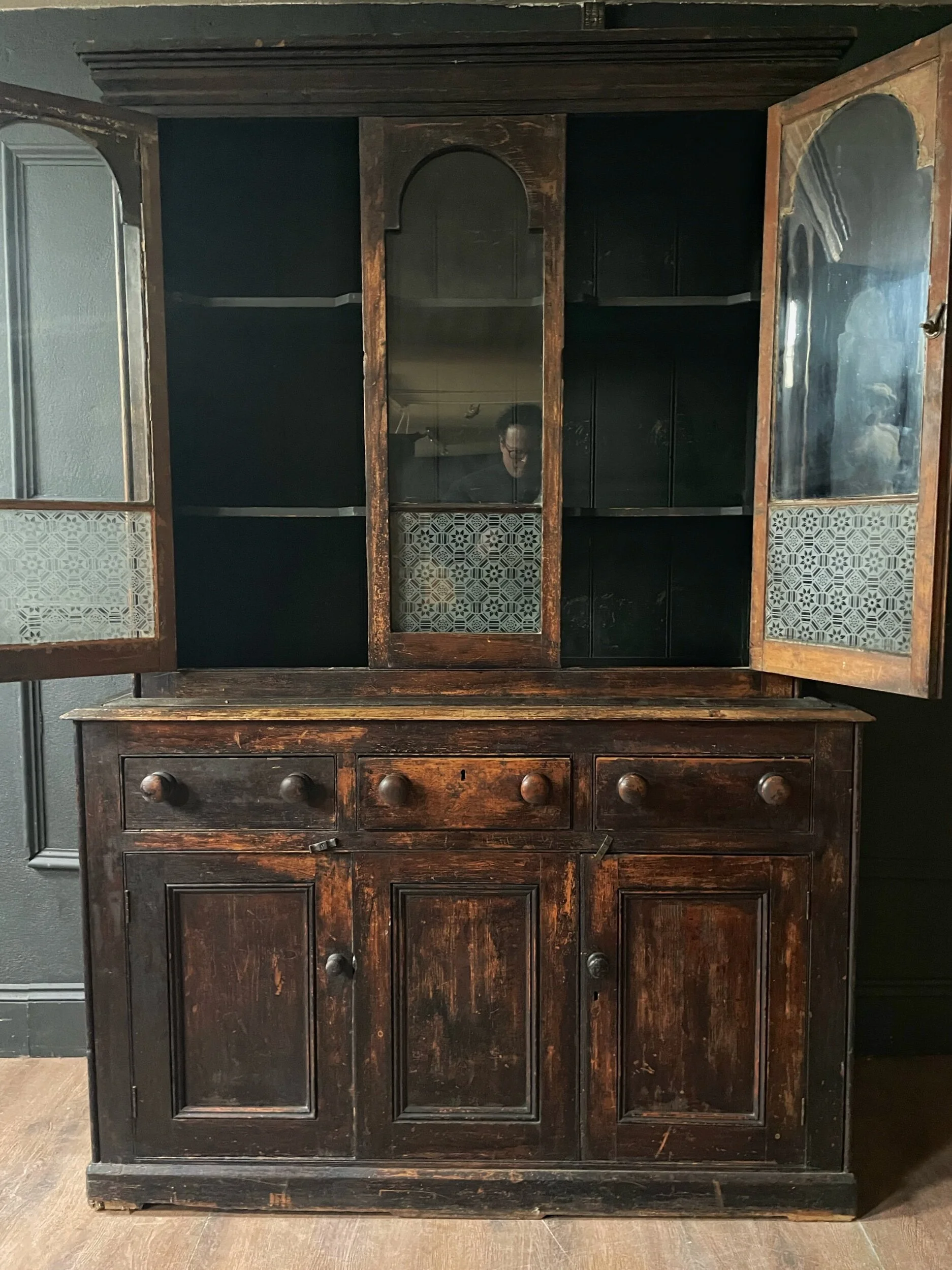 6C7F27BC-6981-4038-9673-08A343043320