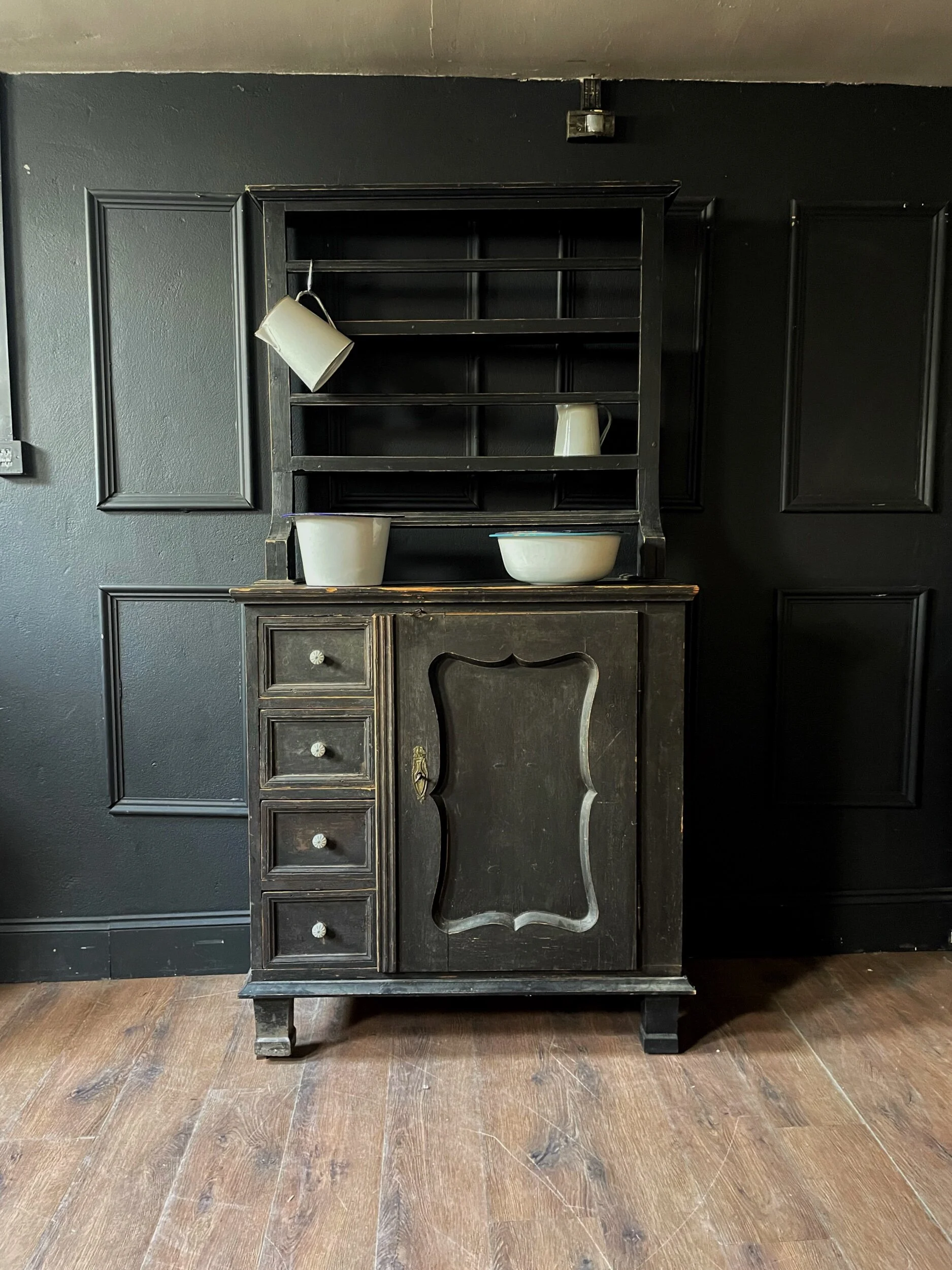 7F9DBA04-3E46-4296-919D-28C76C939533