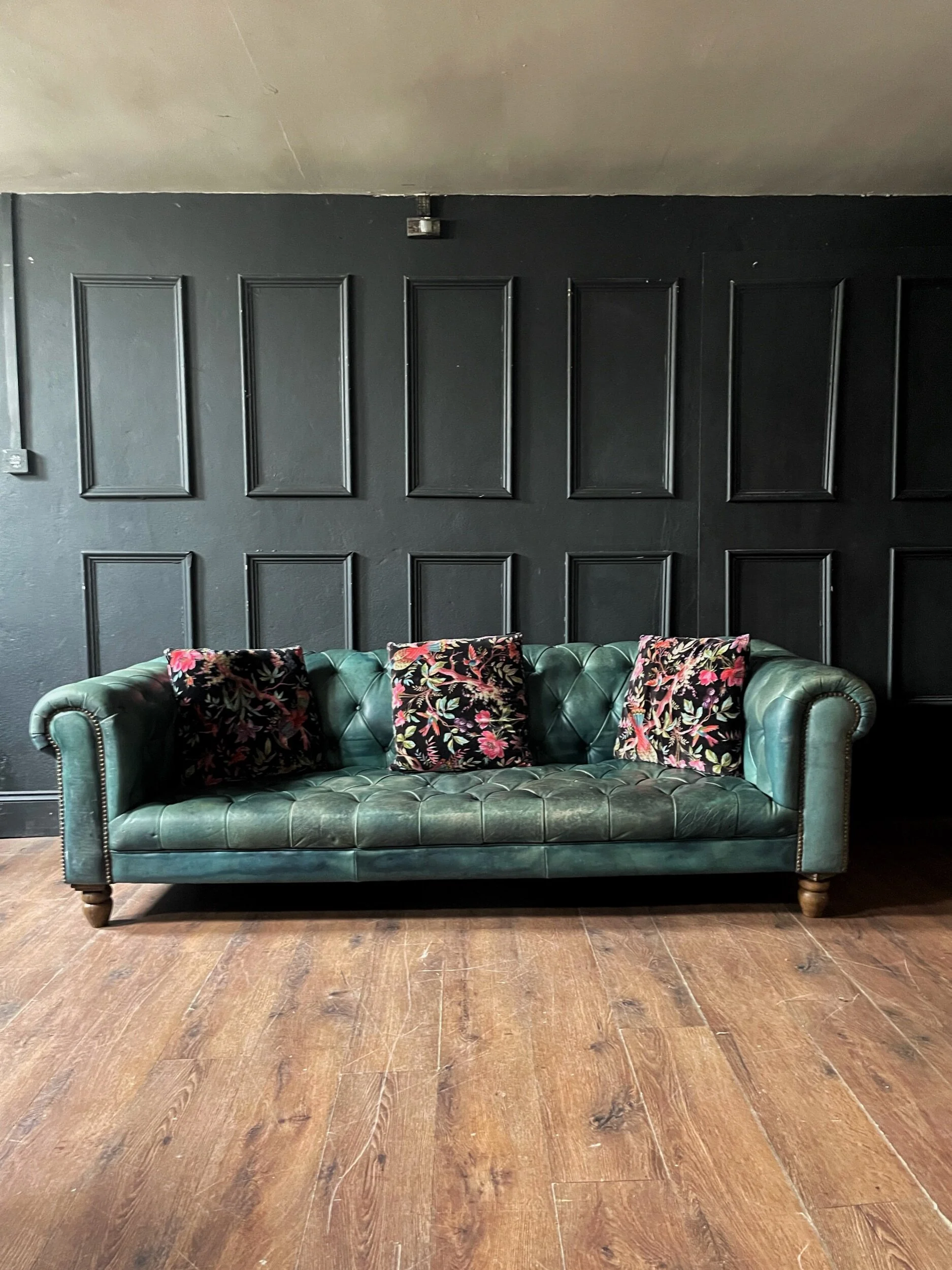 8238C8D0-58AF-454B-82D9-6BC49AC4D721