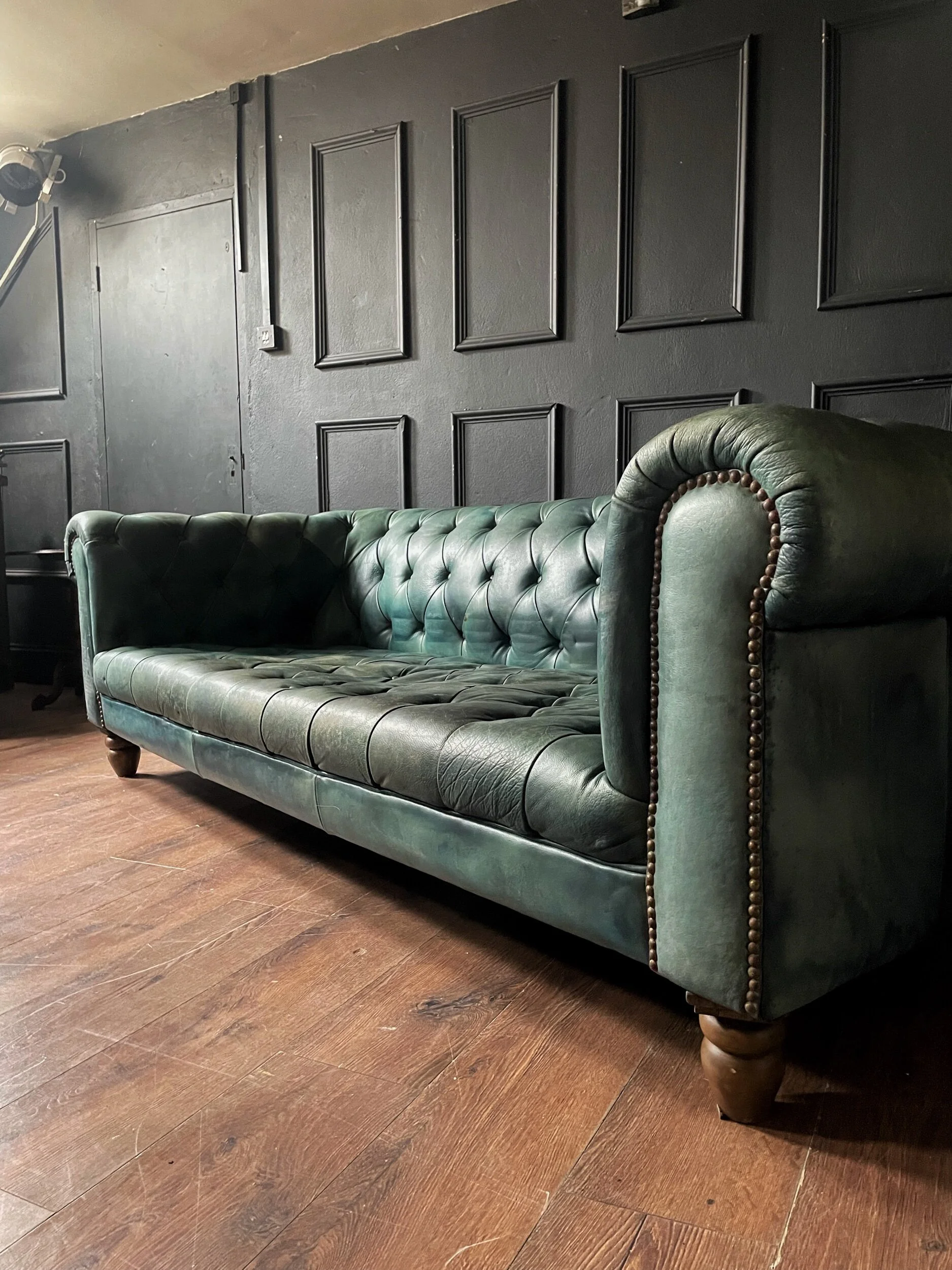 902F7089-3C0B-4A90-AB4E-1D9AF0743763