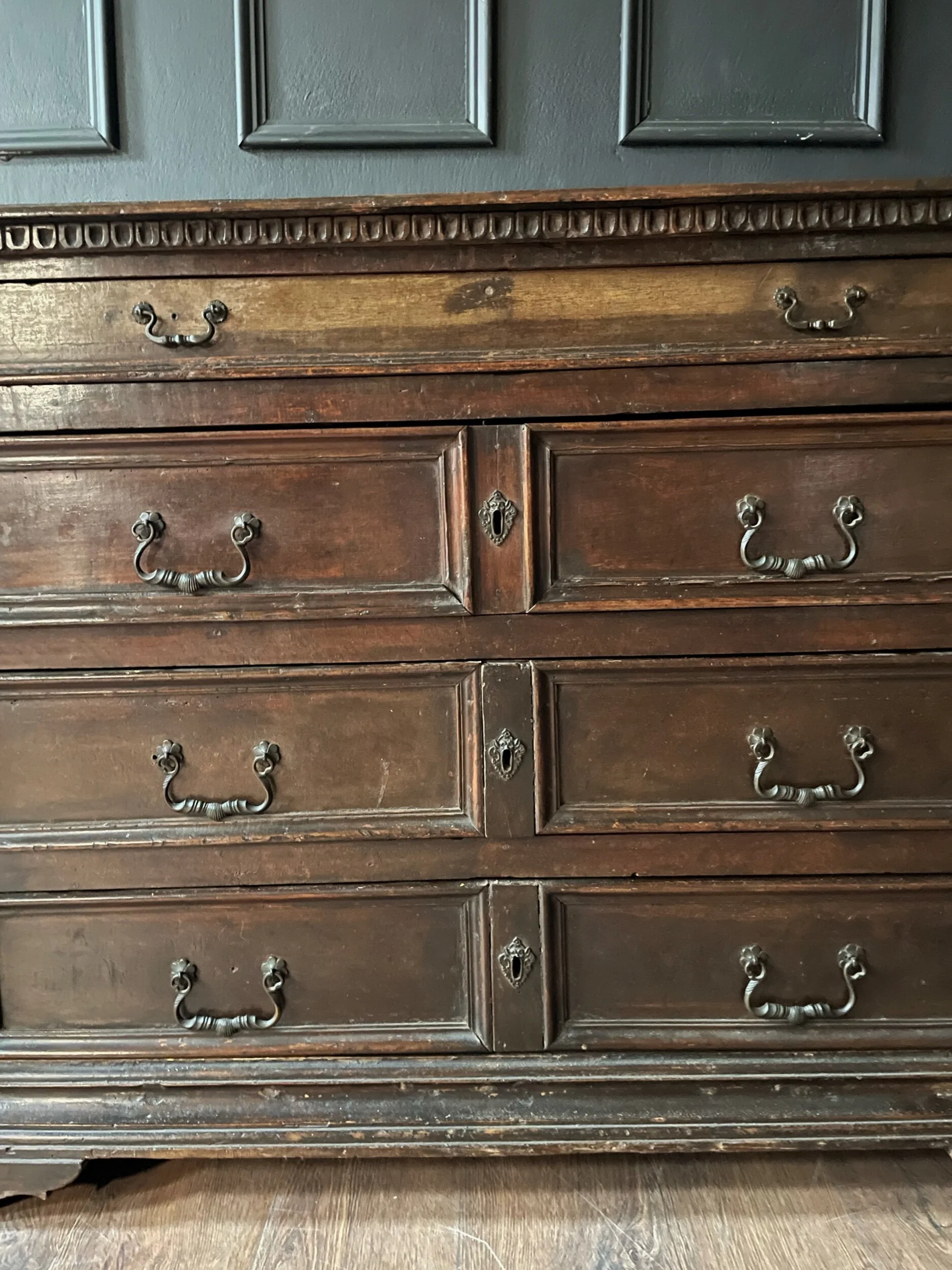 F660E2A8-17A3-43F8-B604-51A6680DF1A8