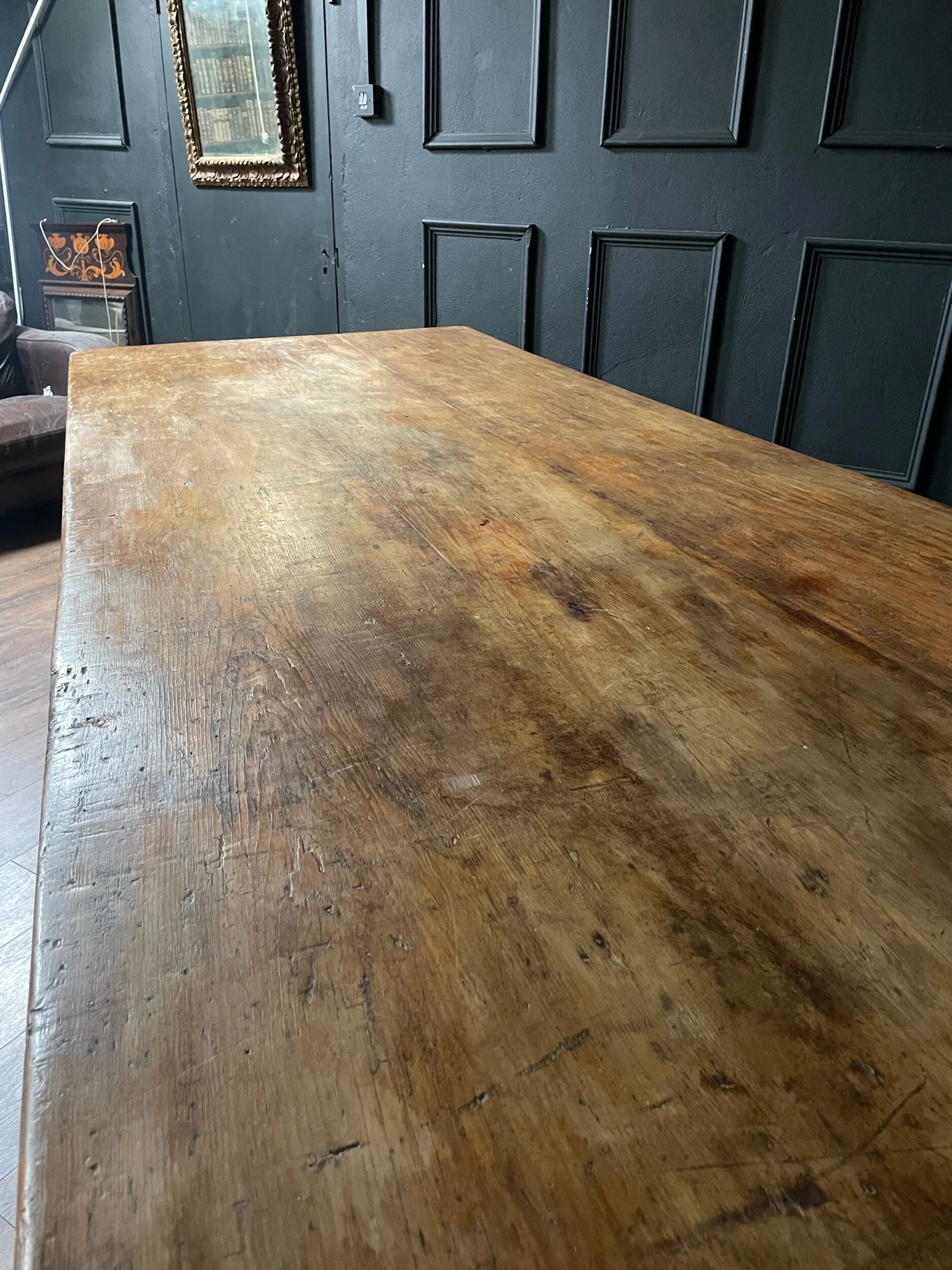 E94EBC7D-13BD-4229-A596-7EE3E242DB12