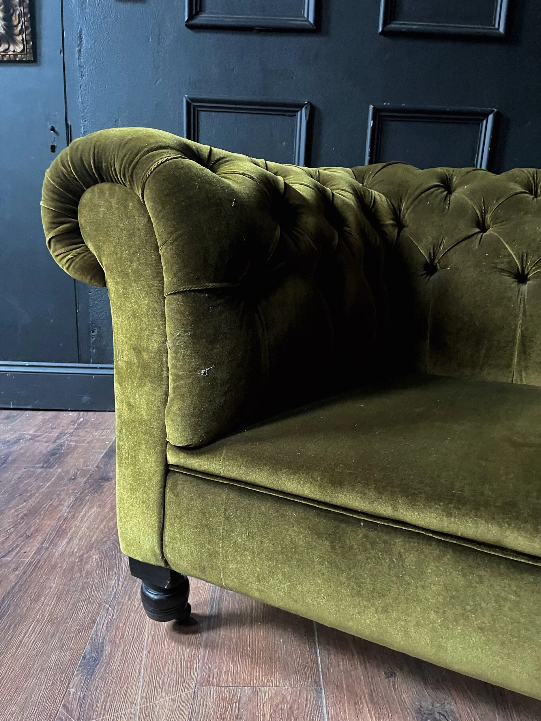 F7ADC39E-EED1-4D0D-9450-845446CDEC81