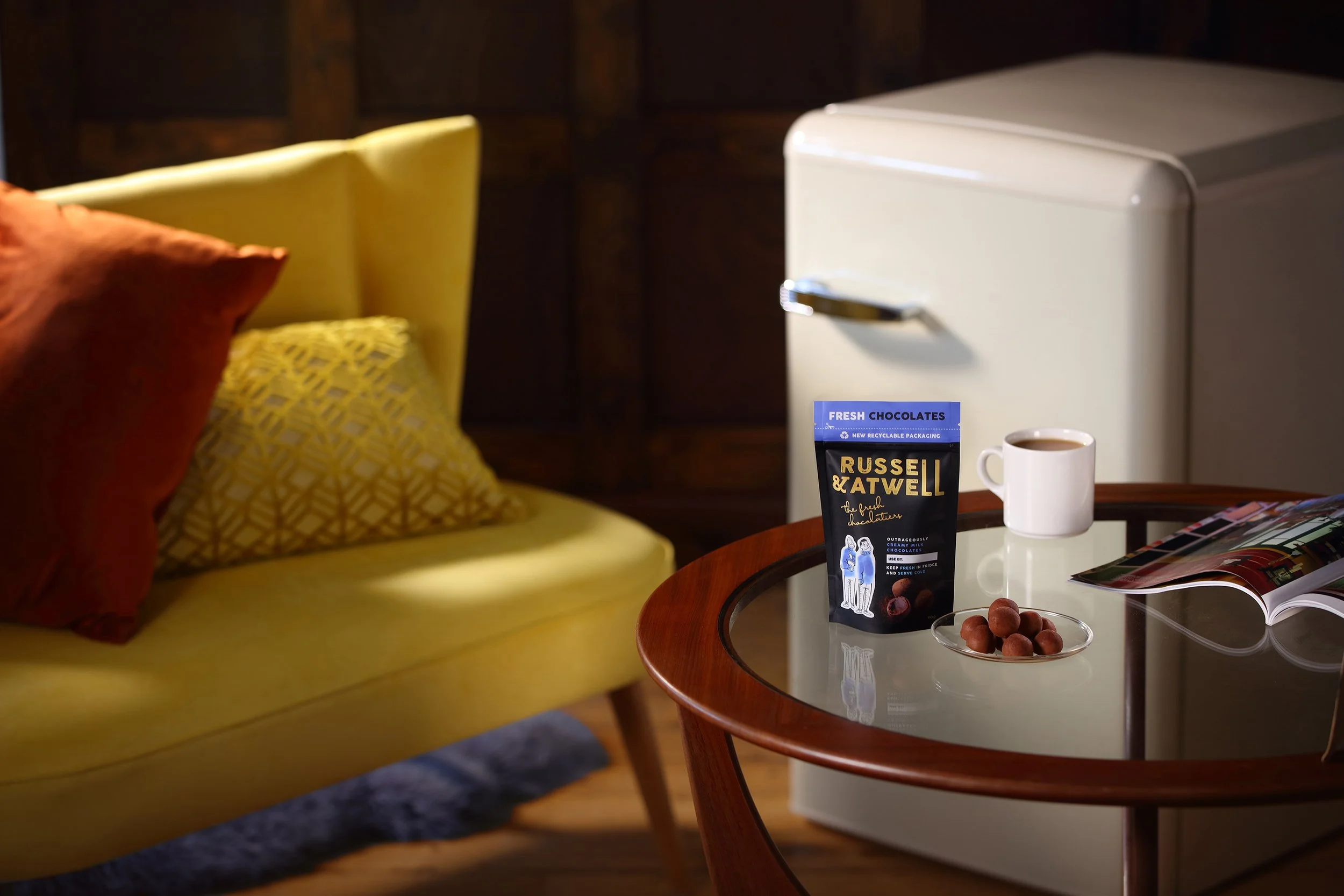 1_Milk_lounge_s .jpg