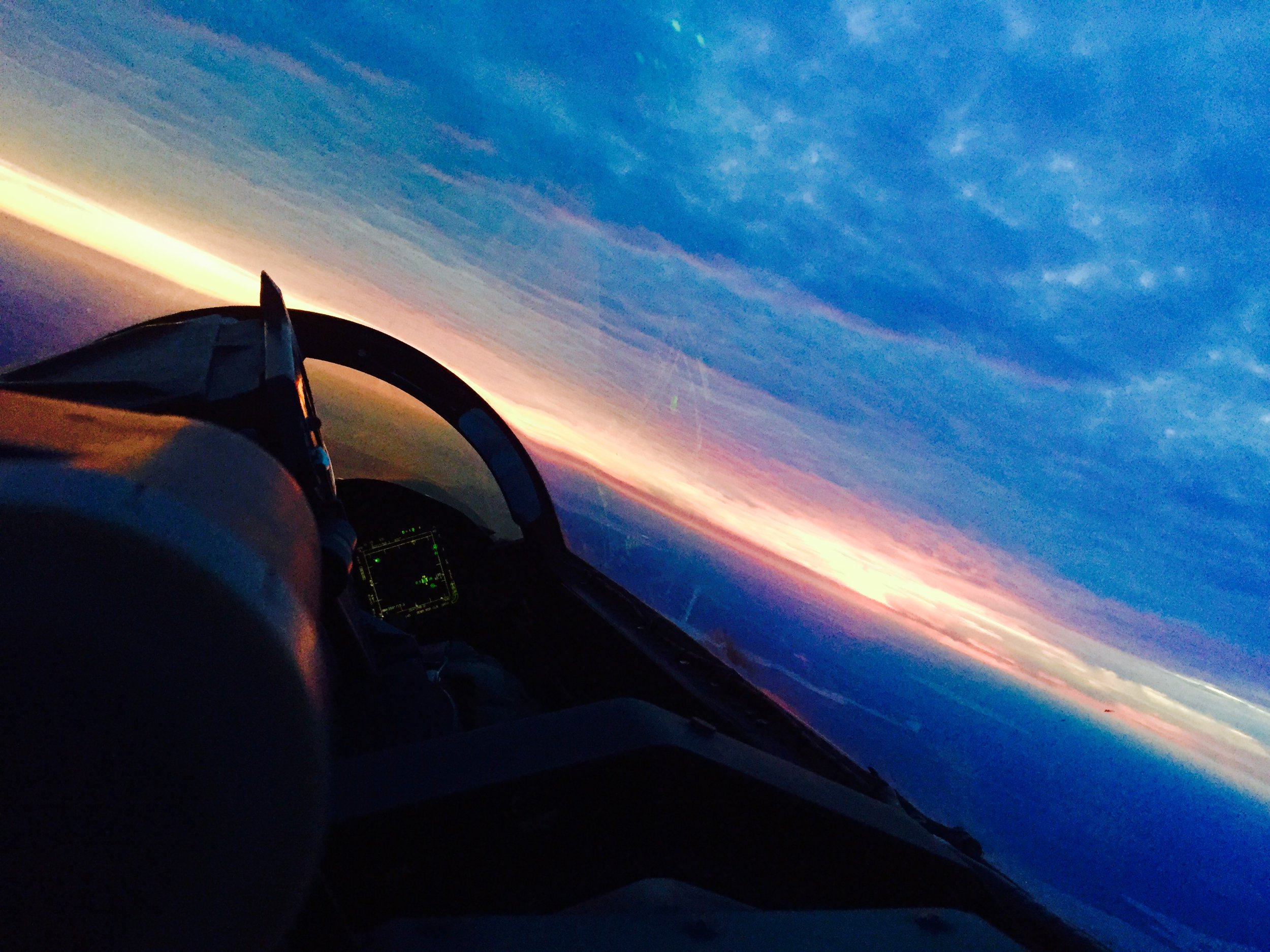 Red sky at night, sailor's delight