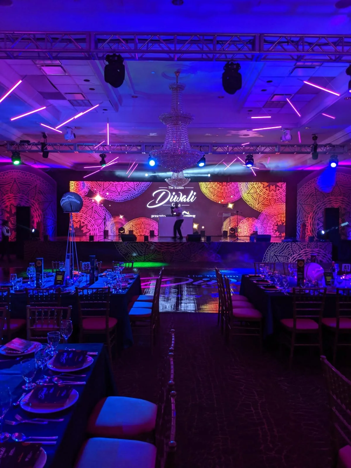 Wireless LED Hanging Light Tubes