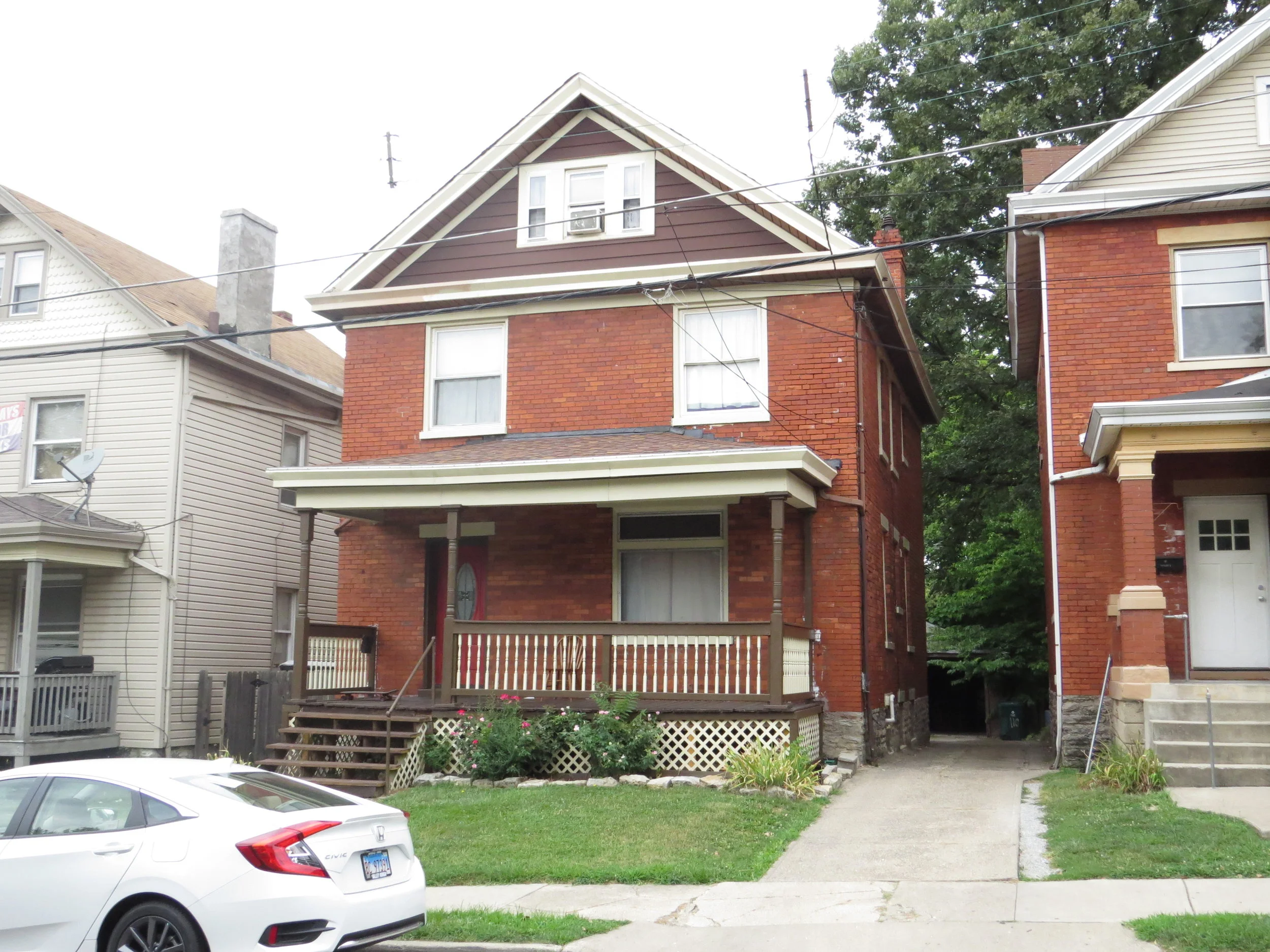 110 charleton front.JPG