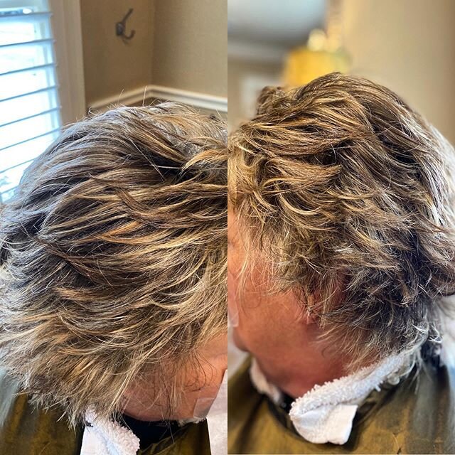 So much fun at work today giving this beautiful lady a new style and color! It is gorgeous and she was ready to hit the town with her sassy new style! &hearts;️💇🏽💇🏼&zwj;♀️💇🏼&zwj;♂️🤩 #stylistdeana #highlights #shorthairstyle #sassyhairstyle  st