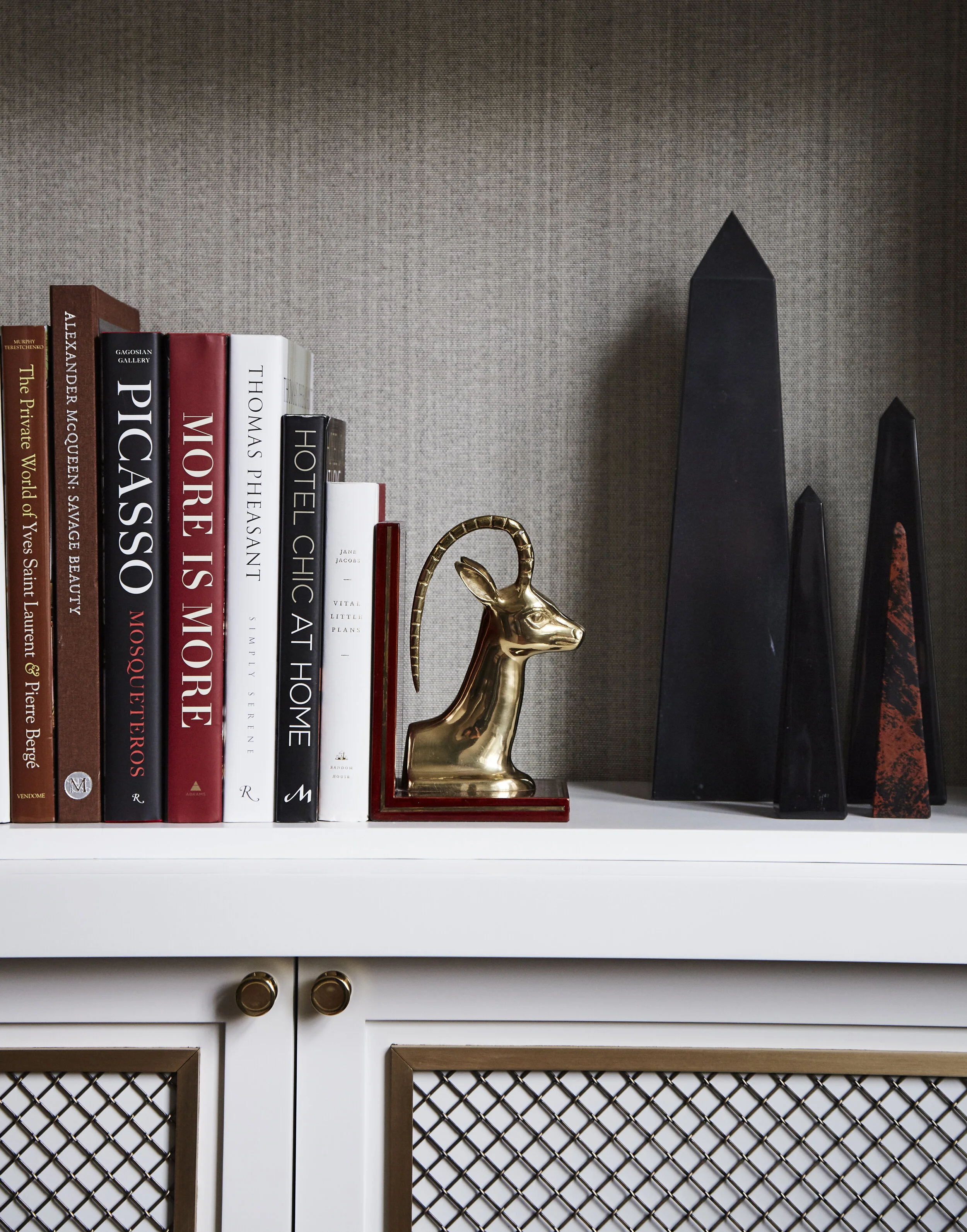 Antelope bookcase with books on a shelf
