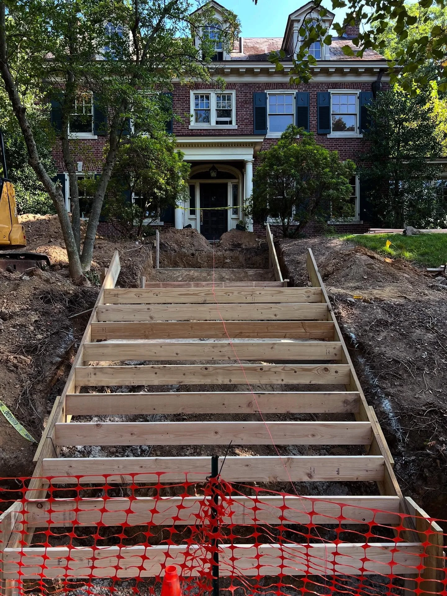 Working on a custom stair job in Trenton - lots of steps! The stairs will be outfitted with brick and tread lights, can&rsquo;t wait to share more soon! 🧱 

#stairs #landscapedesigner #landscapedesi̇gn #designbuild #design #residentialdesign #brick 