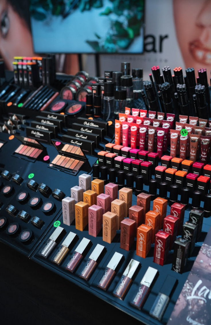 The-Makeup-Show-Elle-Harikleia4.png