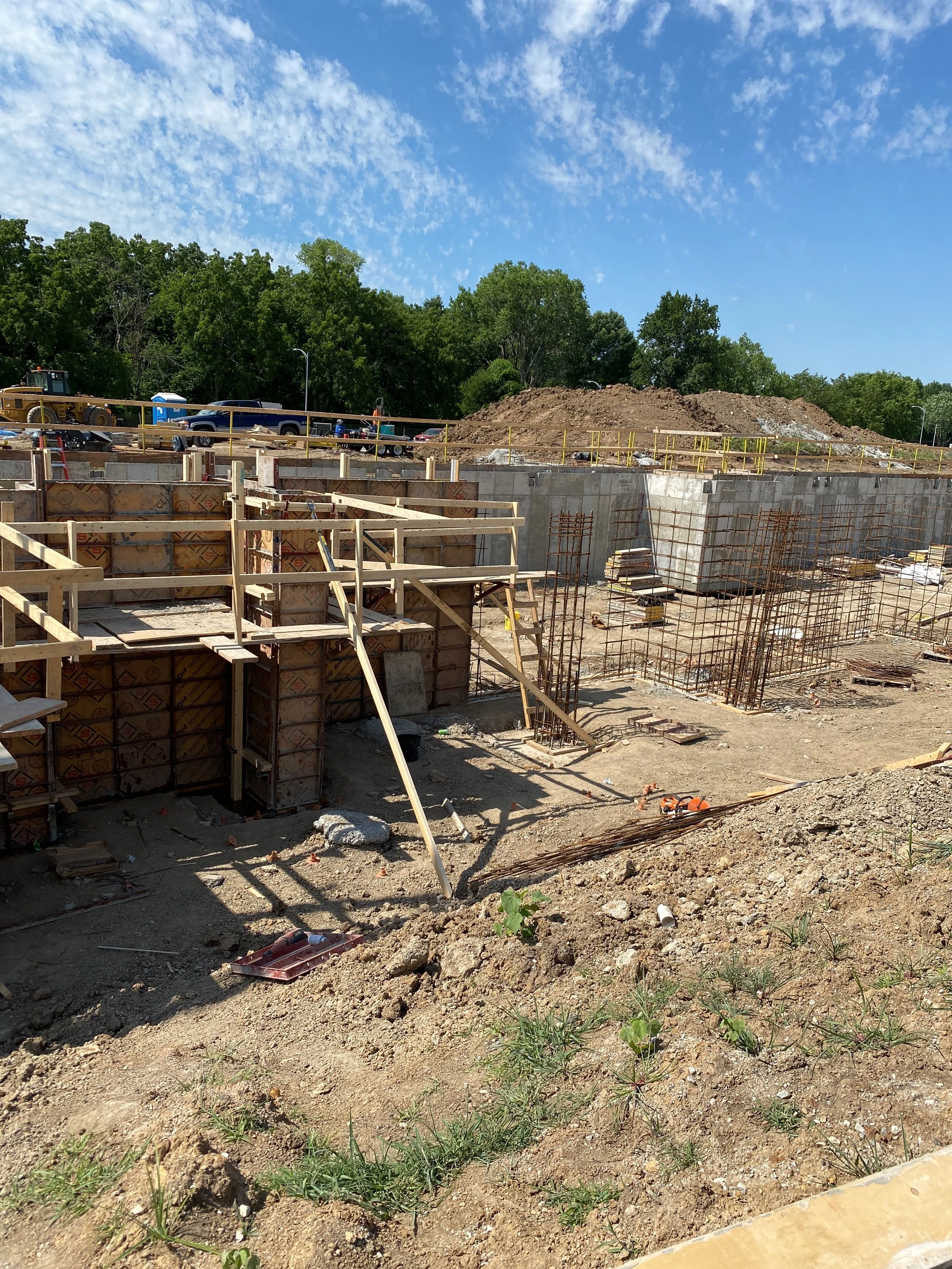  ANDERSON POINTE APARTMENTS &amp; TOWNHOMES - TITAN BUILT 