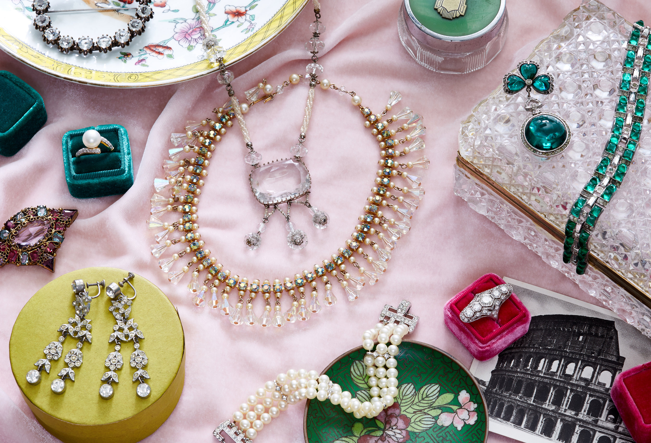 68480_LIFE Vintage Jewelry Grand 0906 for Web.jpg