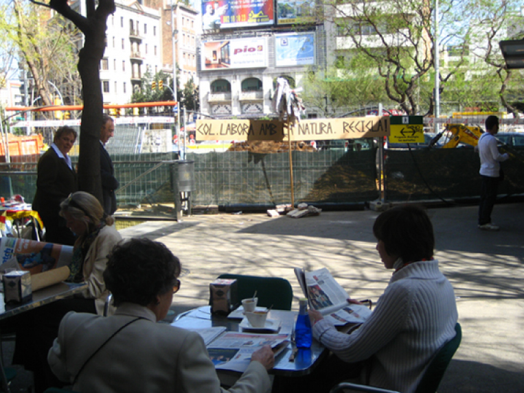 Barcelona Paublic Art Recycle 2.jpg